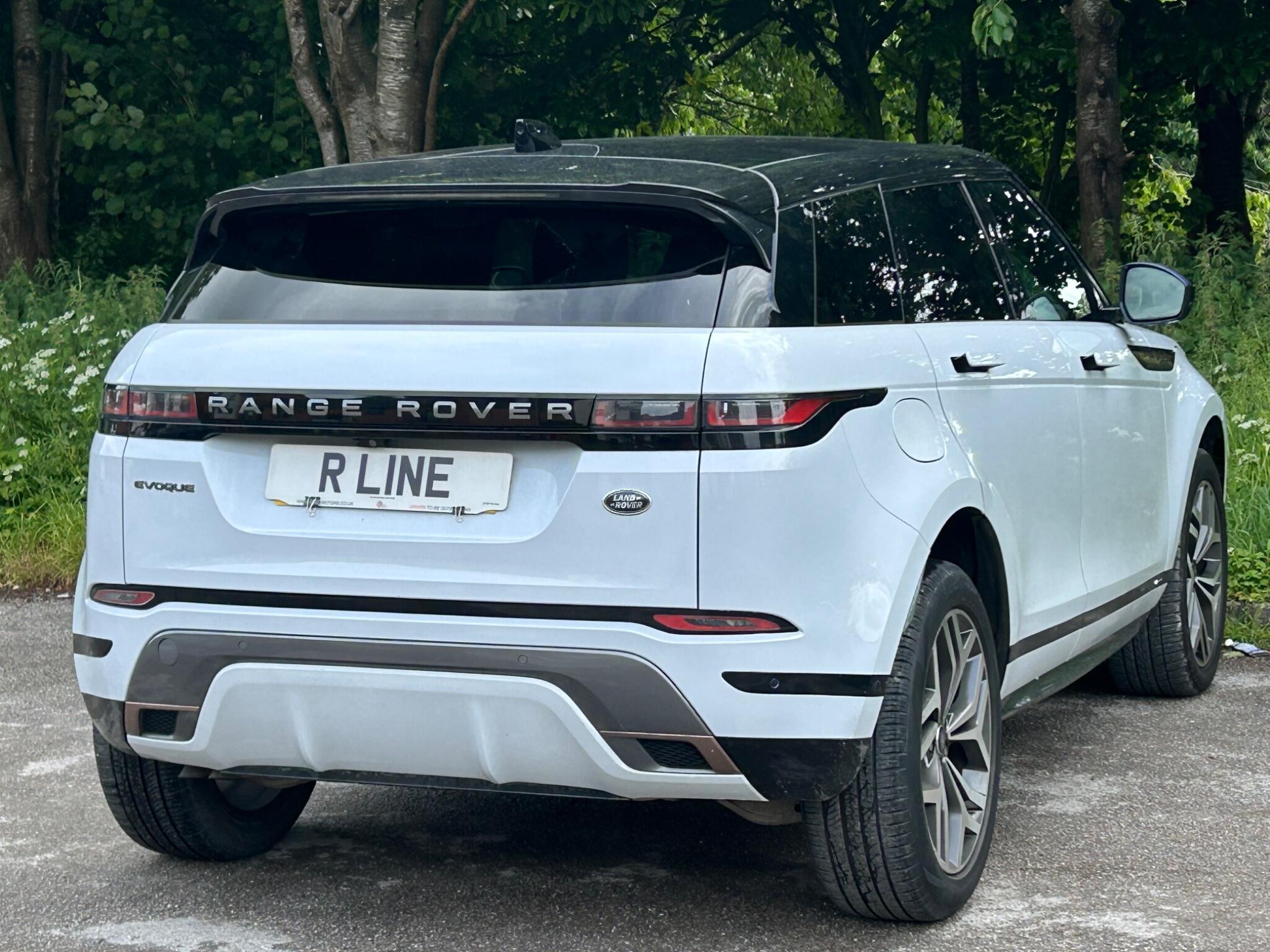 Land Rover Range Rover Evoque view 15