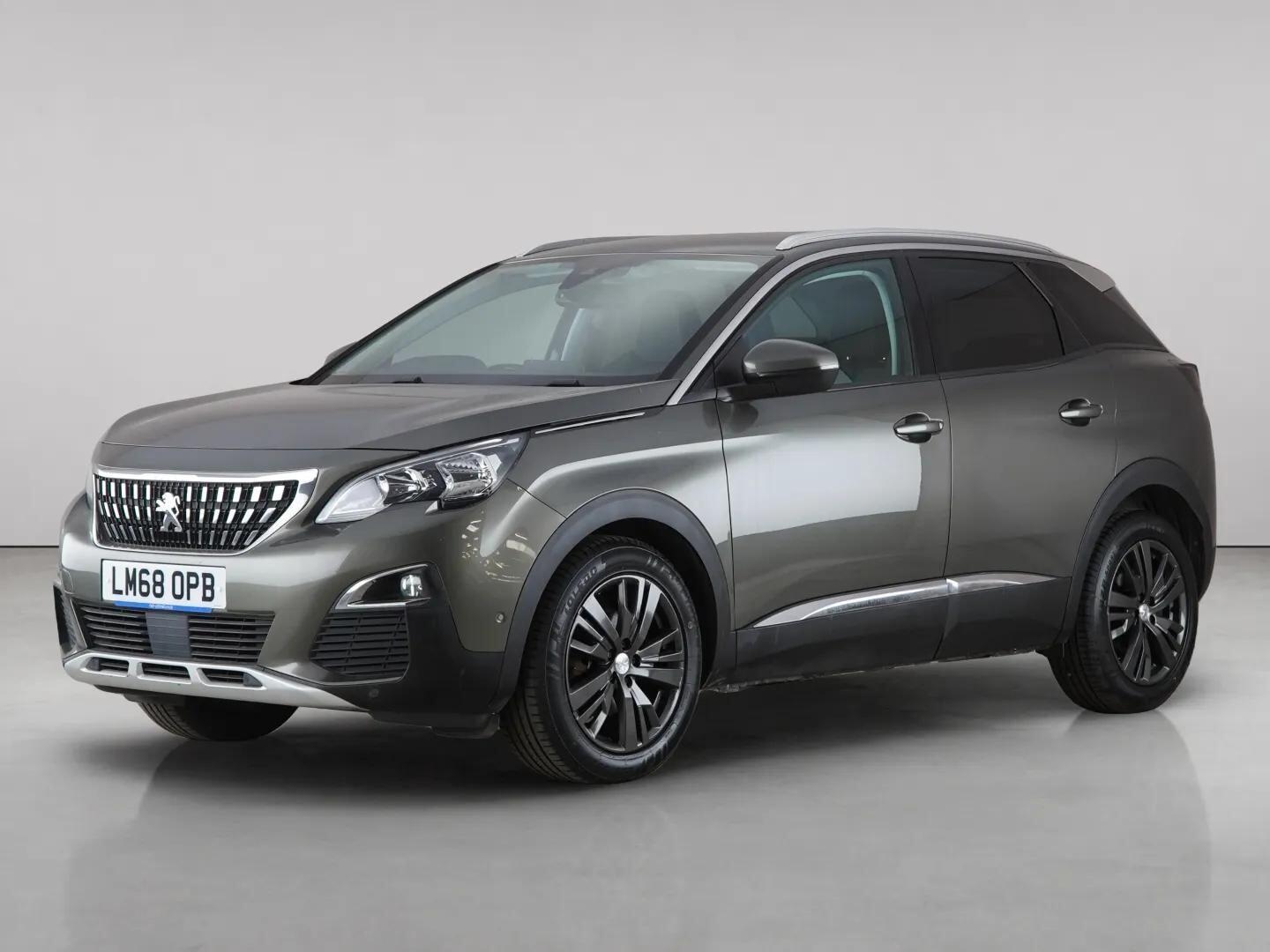 Peugeot 3008 view 2