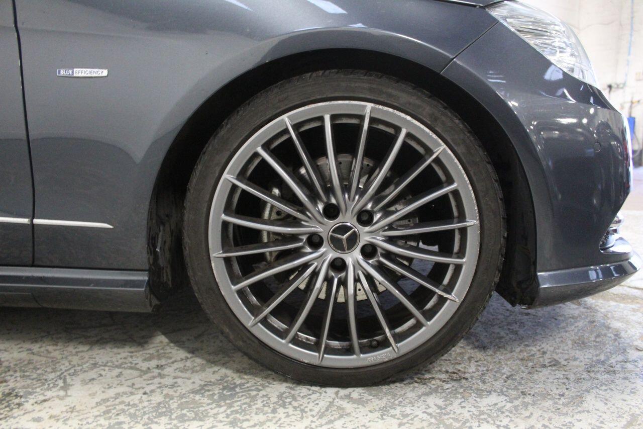 Mercedes-Benz E-Class view 56