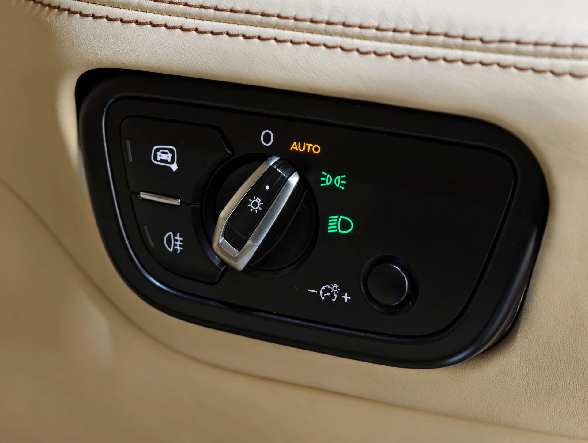 Bentley Bentayga view 42