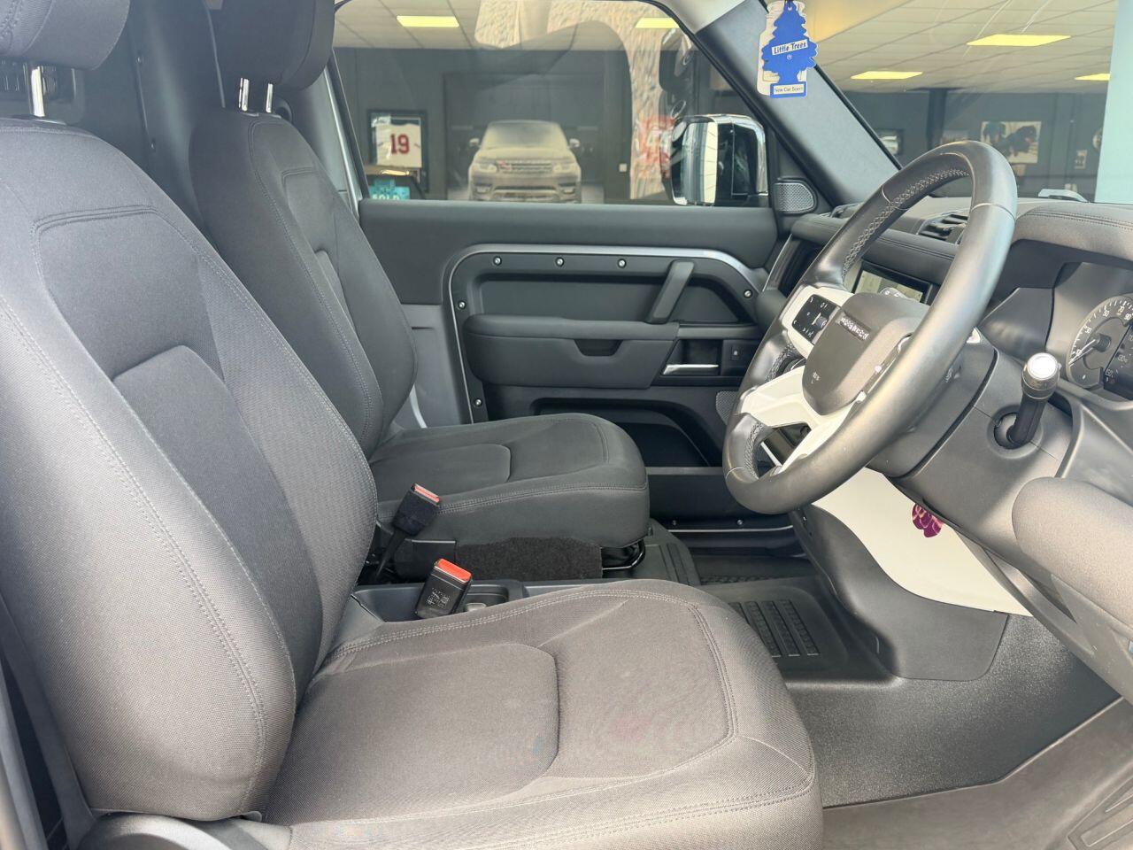 Land Rover Defender view 3