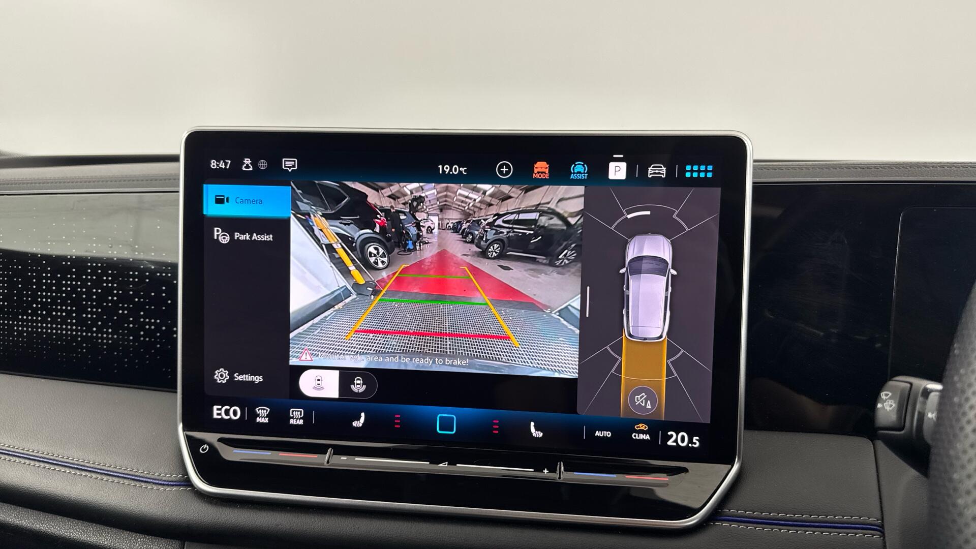 Volkswagen Tiguan view 33