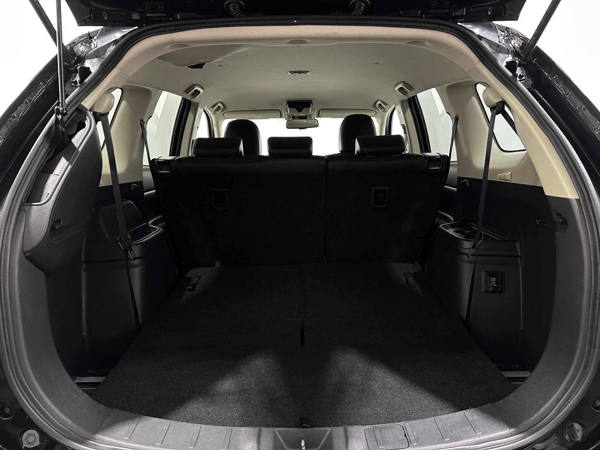 Mitsubishi Outlander view 48