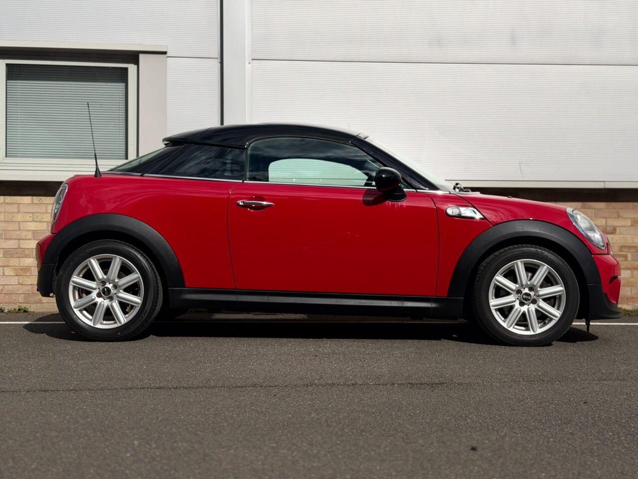 Mini Cooper view 6