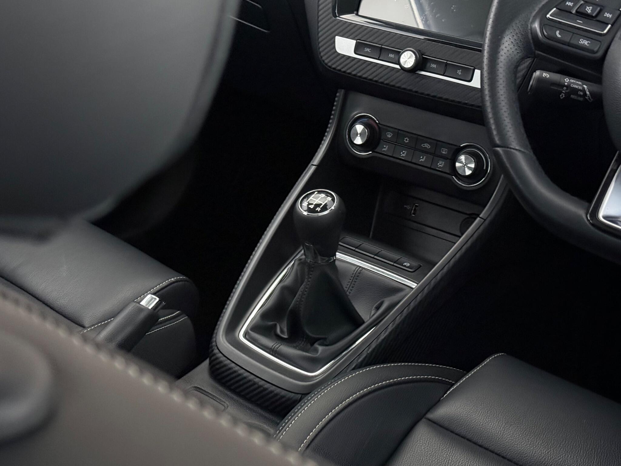 MG ZS view 18