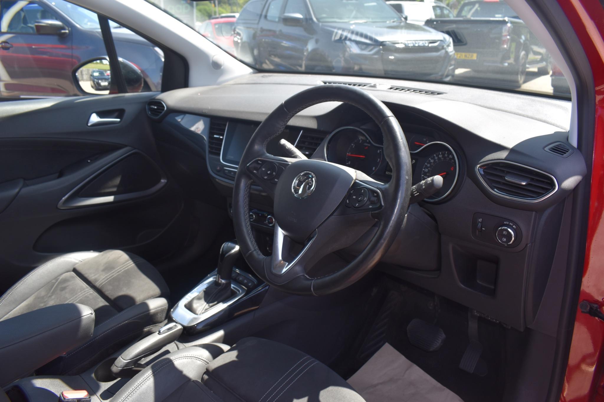 Crossland - 1.2 Turbo Ultimate Nav Auto Euro 6 (s/s) 5dr - Image 26