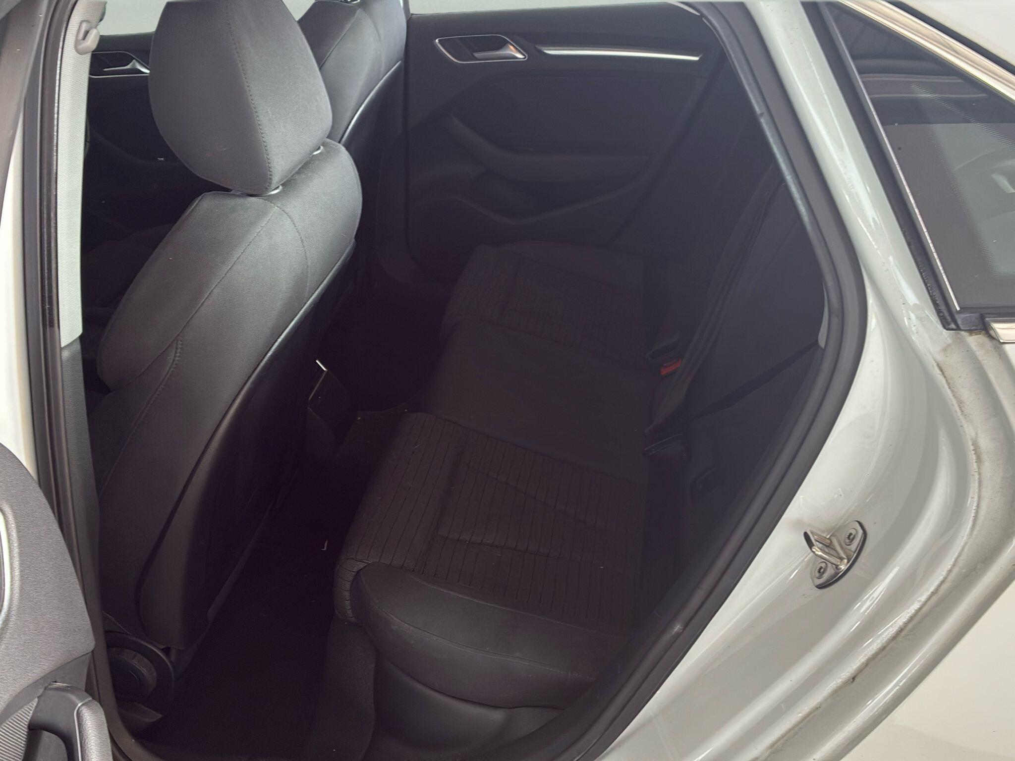 Audi A3 view 9