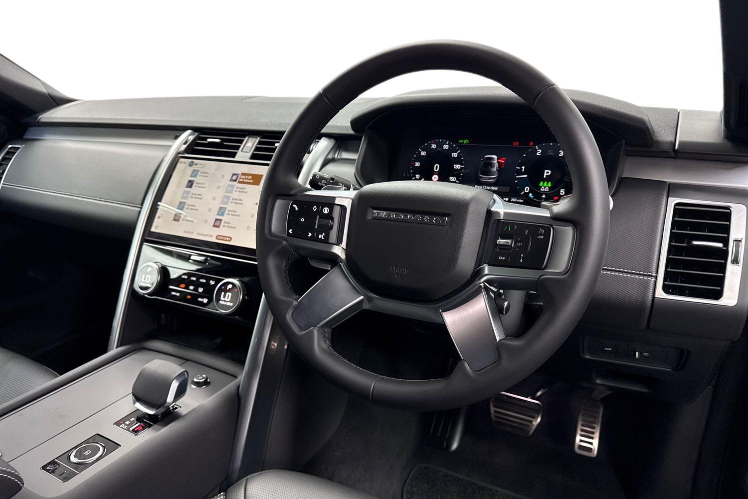 Land Rover Discovery view 9
