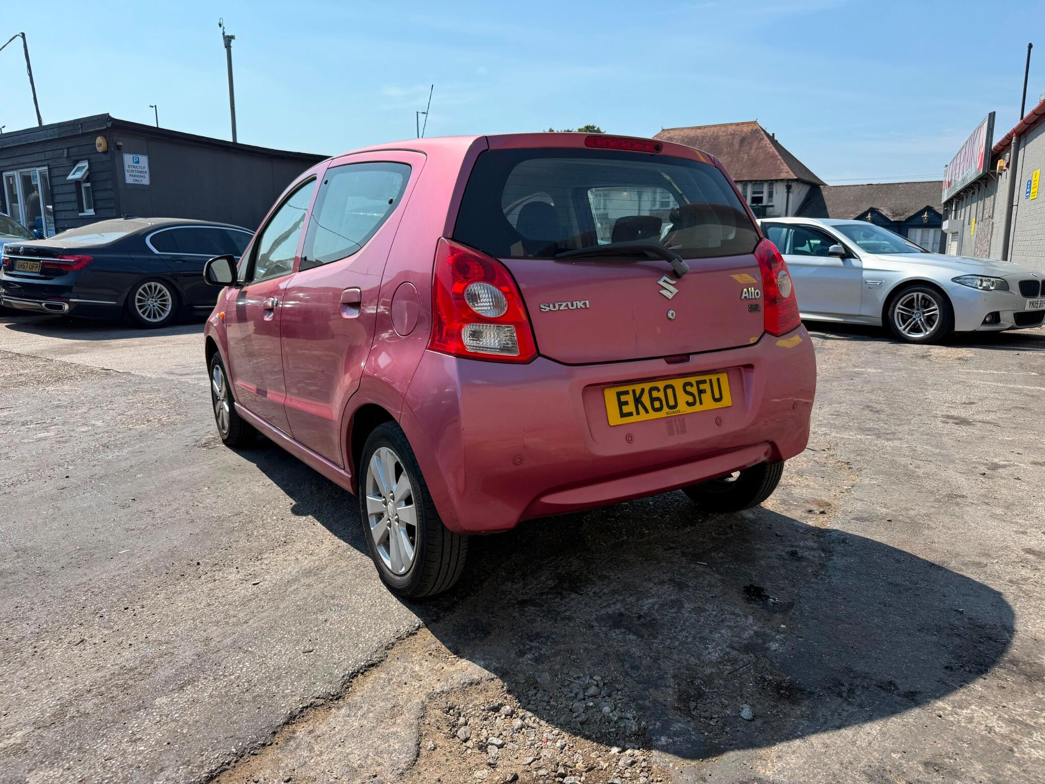 Suzuki Alto view 4