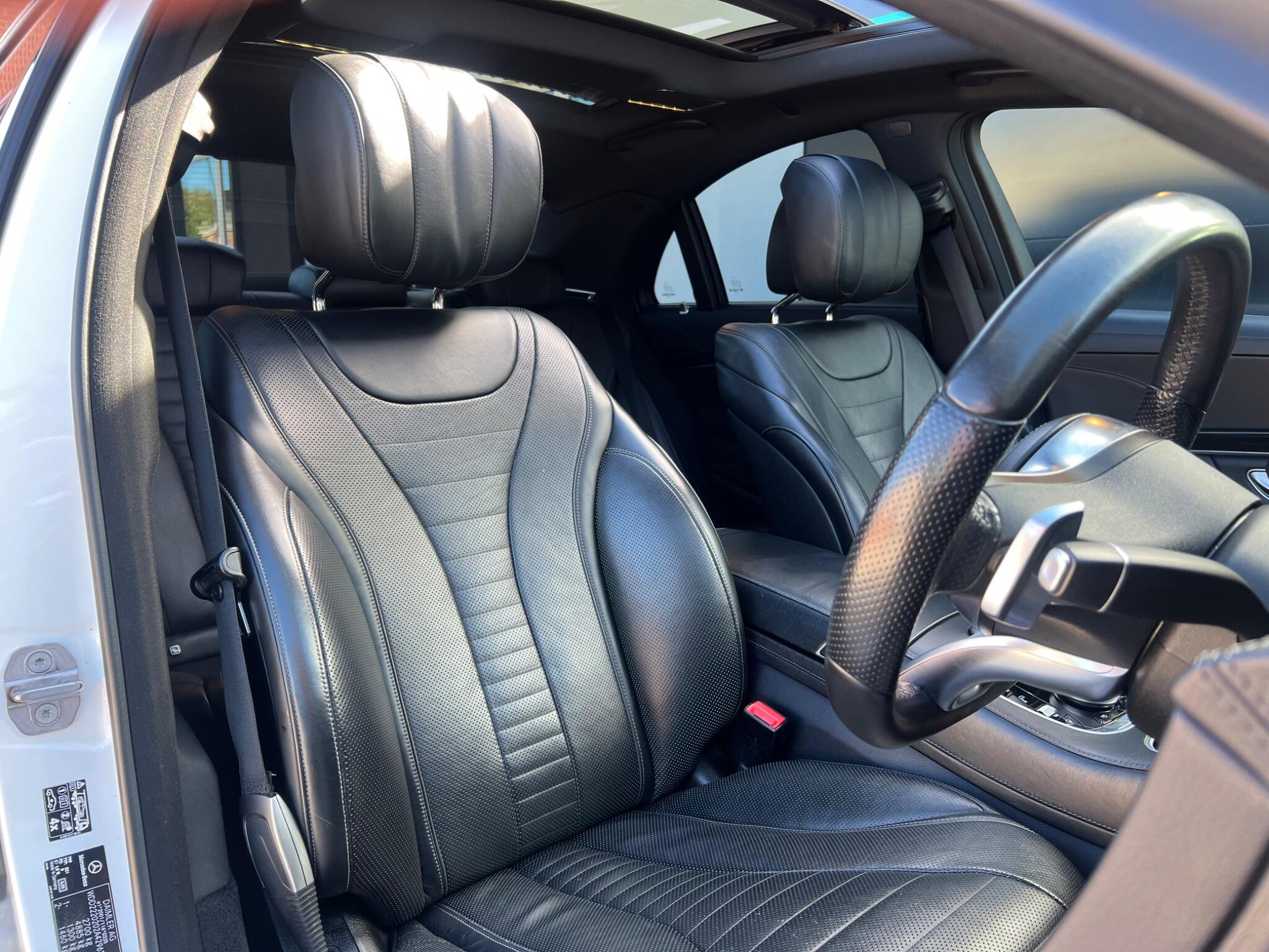 Mercedes-Benz S-Class view 36