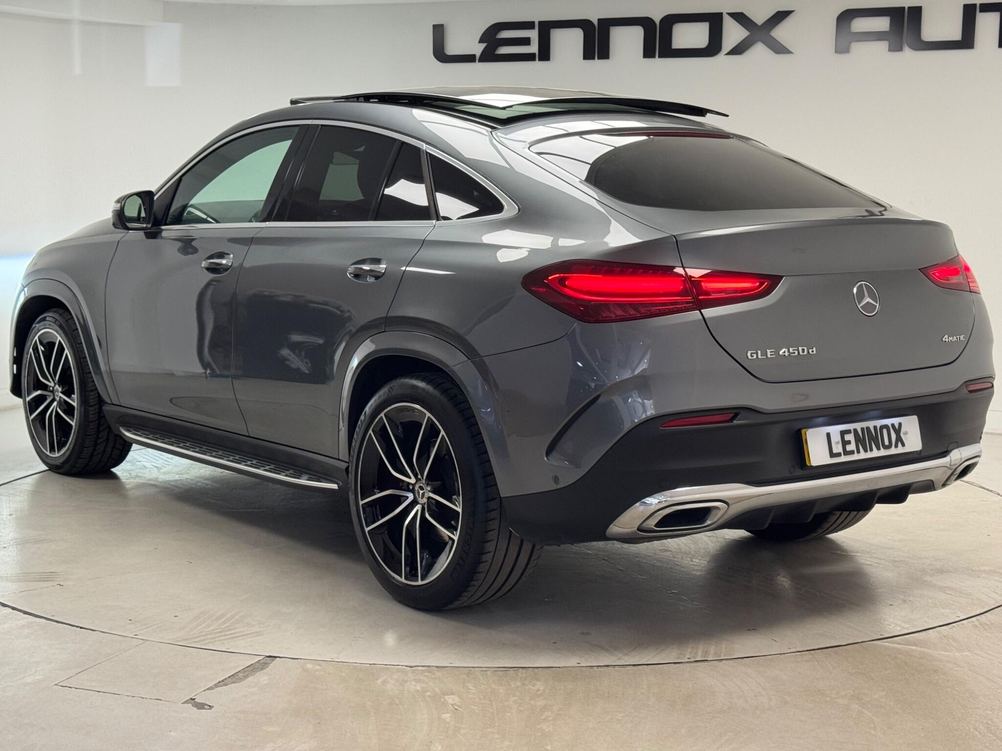 Mercedes-Benz Gle view 4