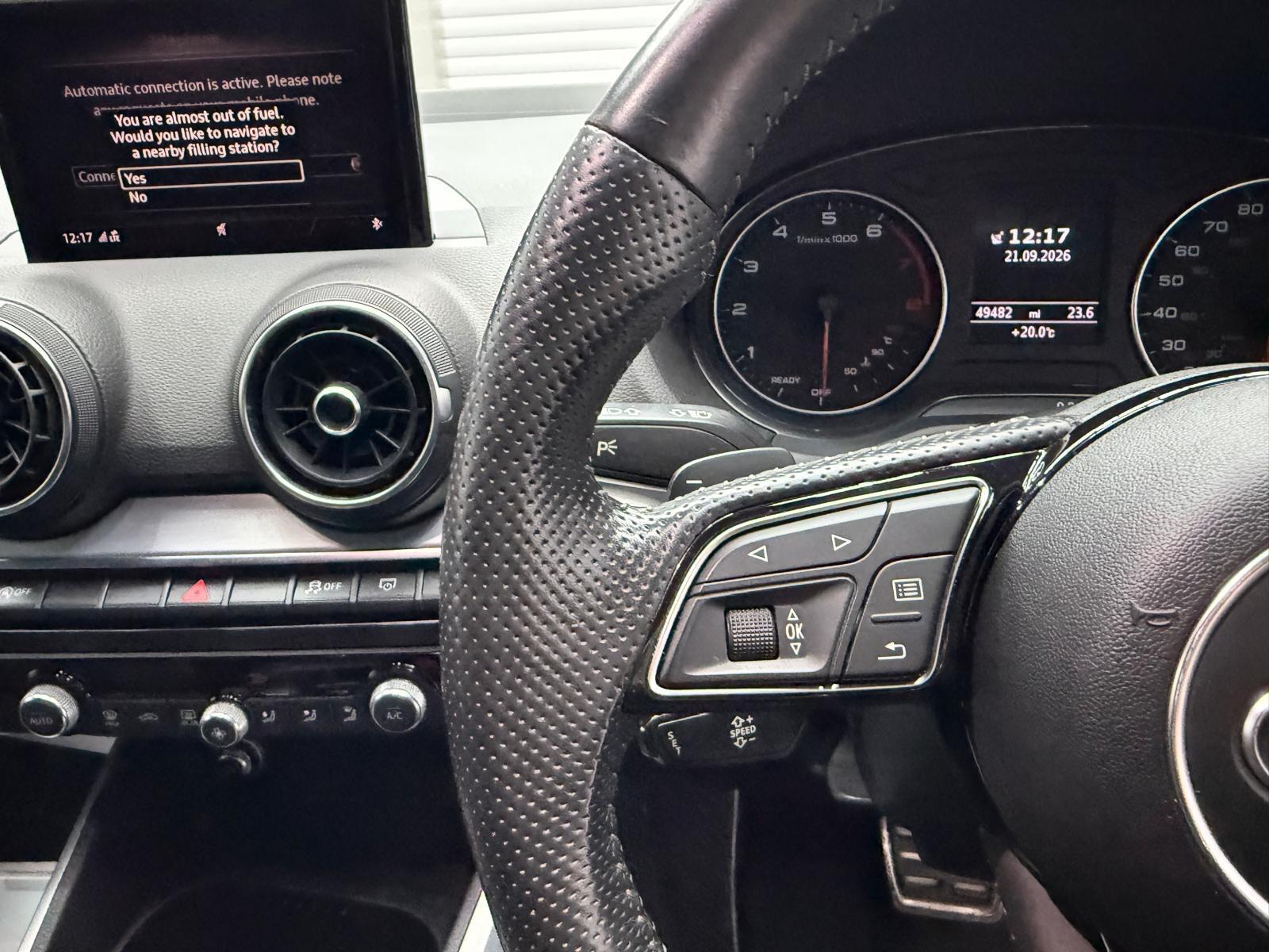 Audi Q2 view 12