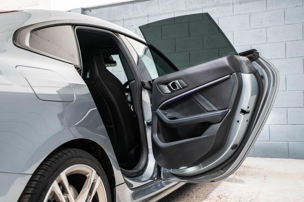 BMW 2 Series view 23