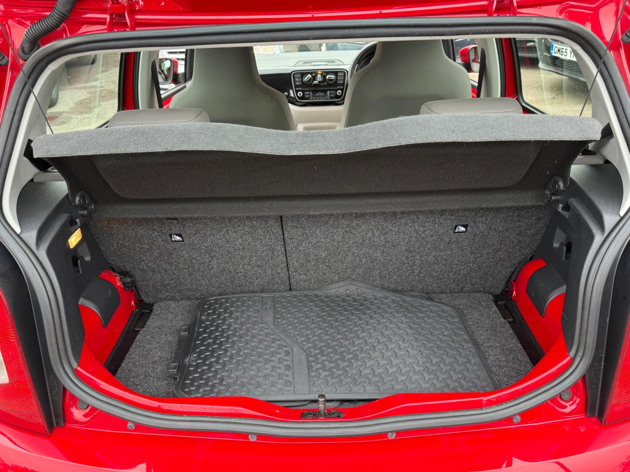 Volkswagen up! - Image 40