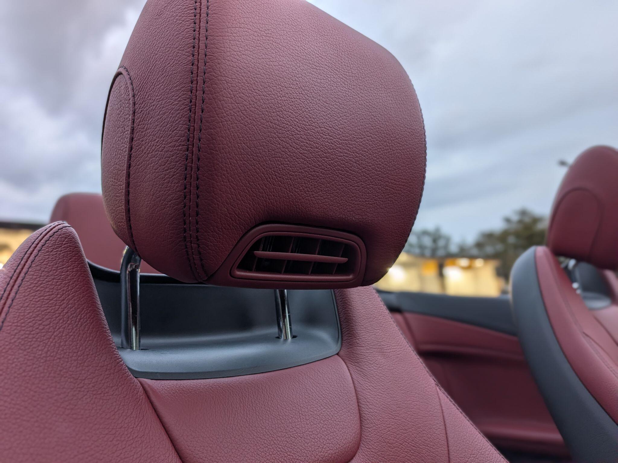 Mercedes-Benz C Class view 33