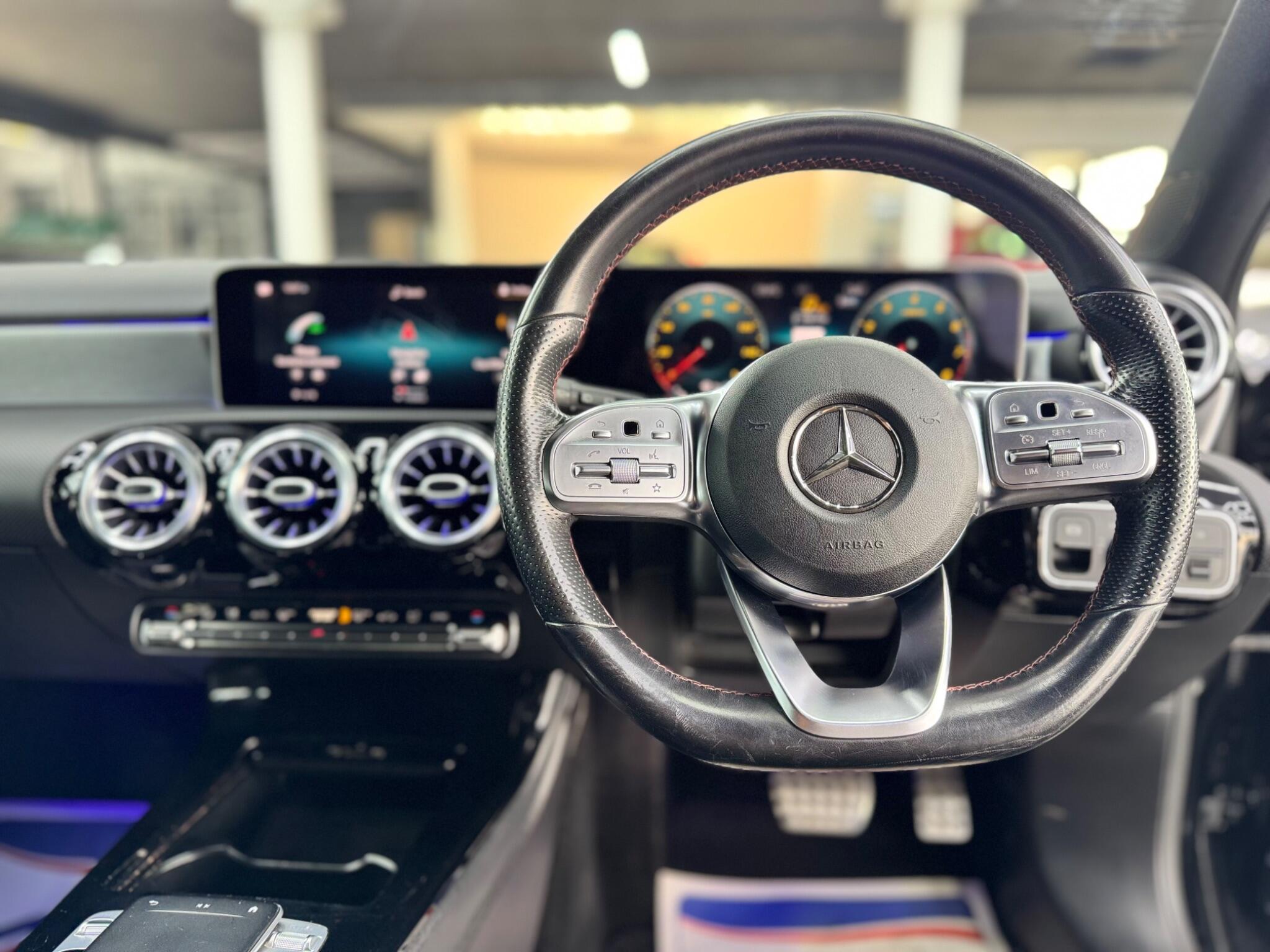 Mercedes-Benz A-Class view 31