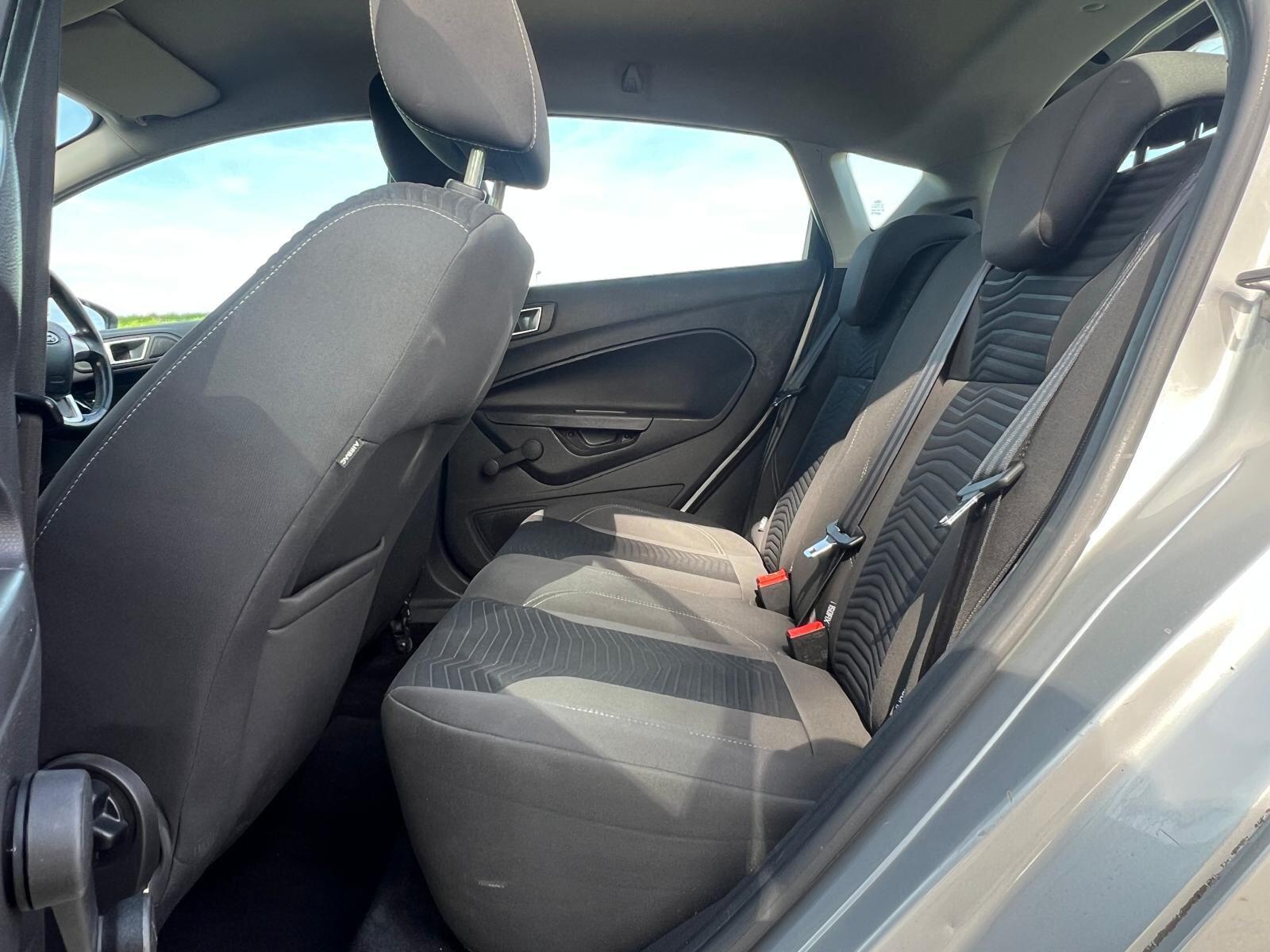 Ford Fiesta view 20