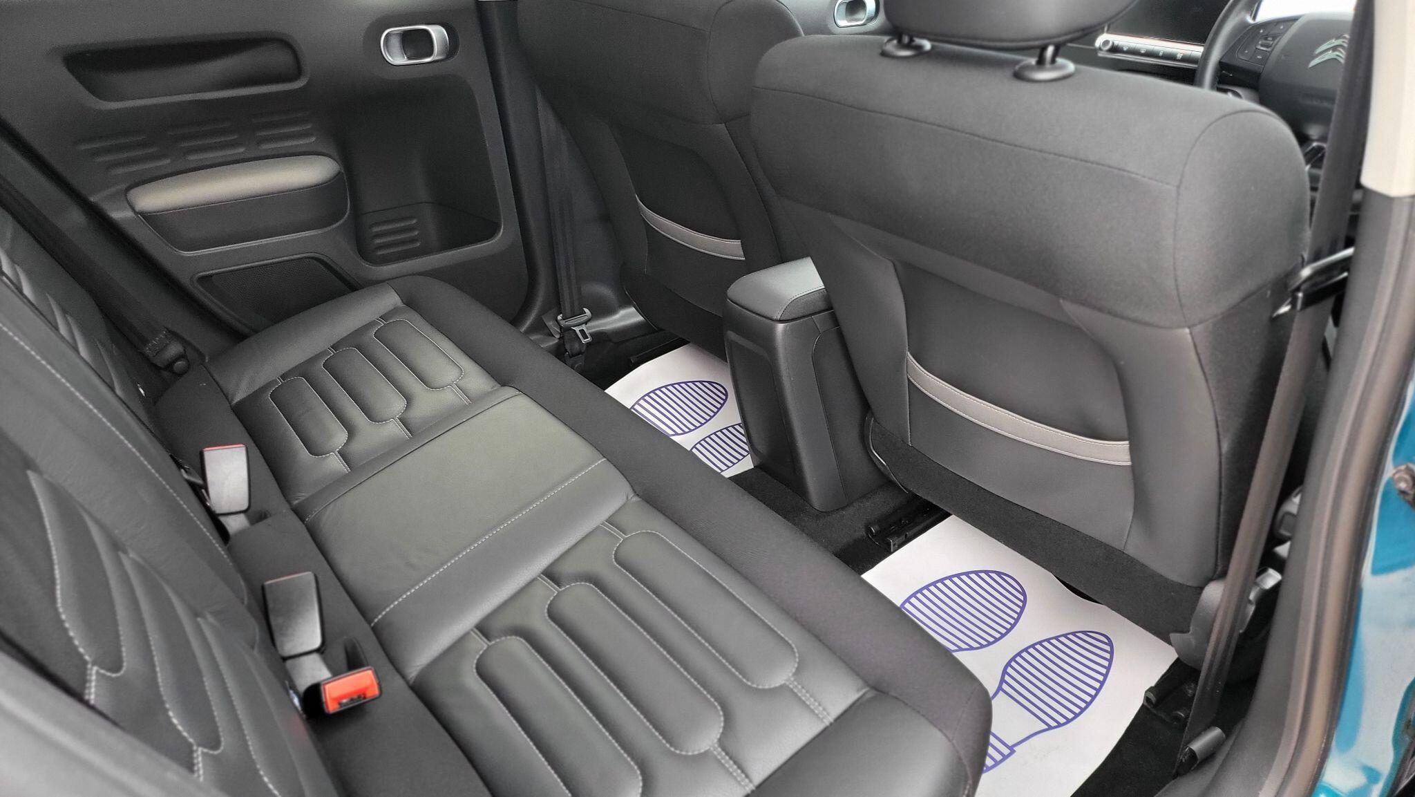 Citroen C4 Cactus view 16