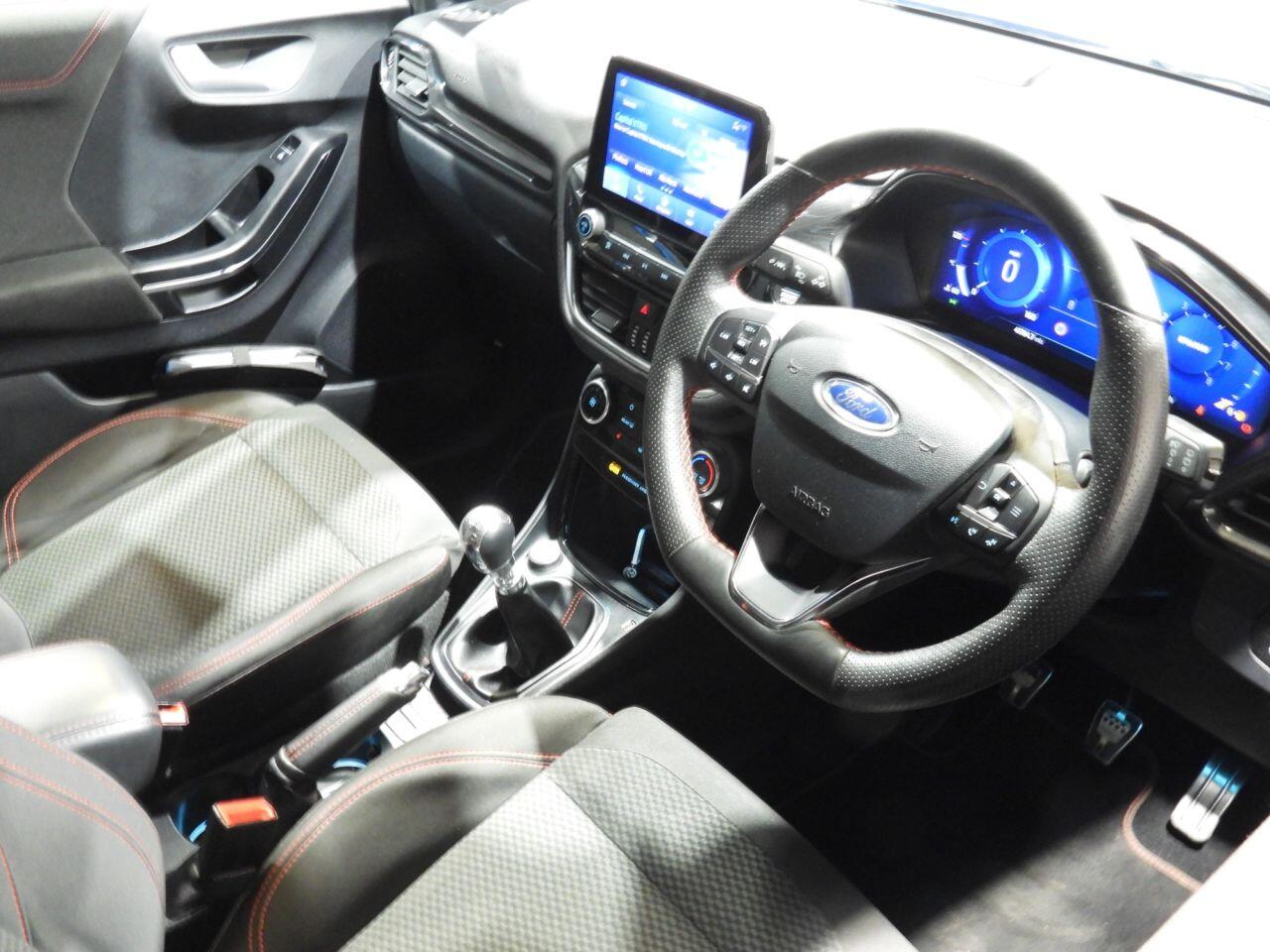 Ford Puma view 3