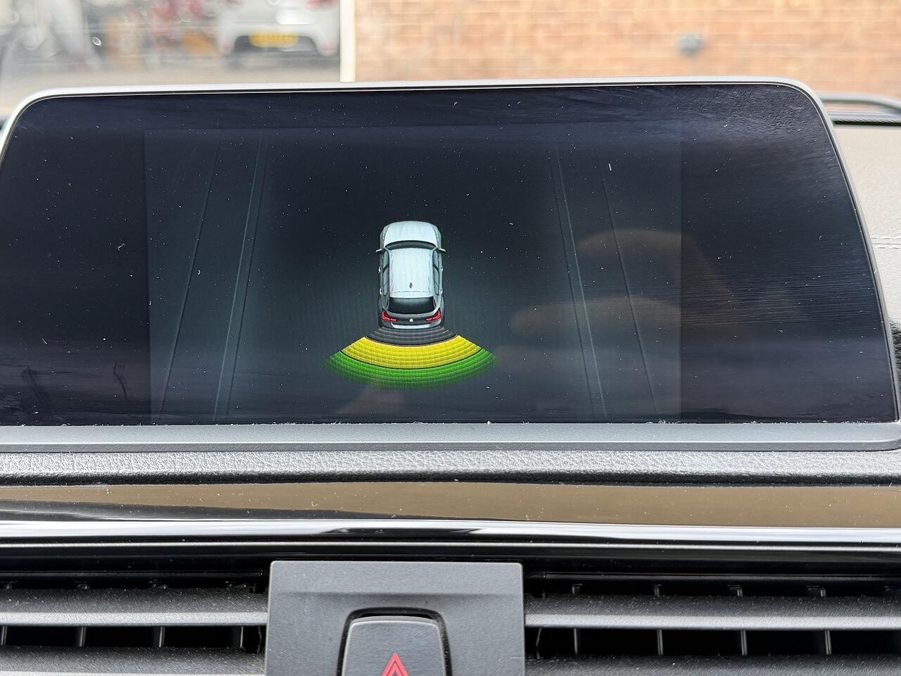 BMW 1 Series view 15