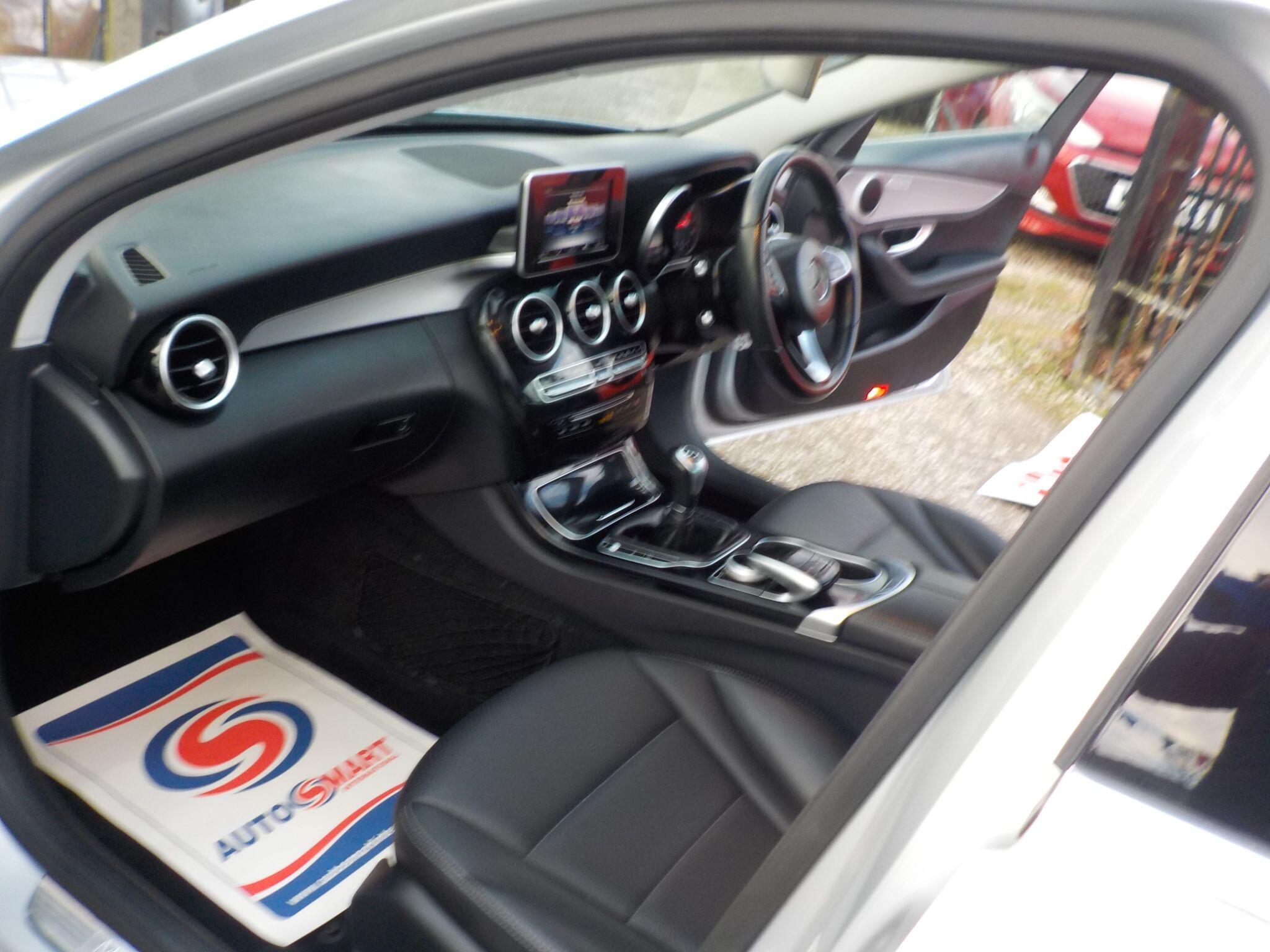 Mercedes-Benz C Class 2.0 C200 Sport Euro 6 (s/s) 4dr