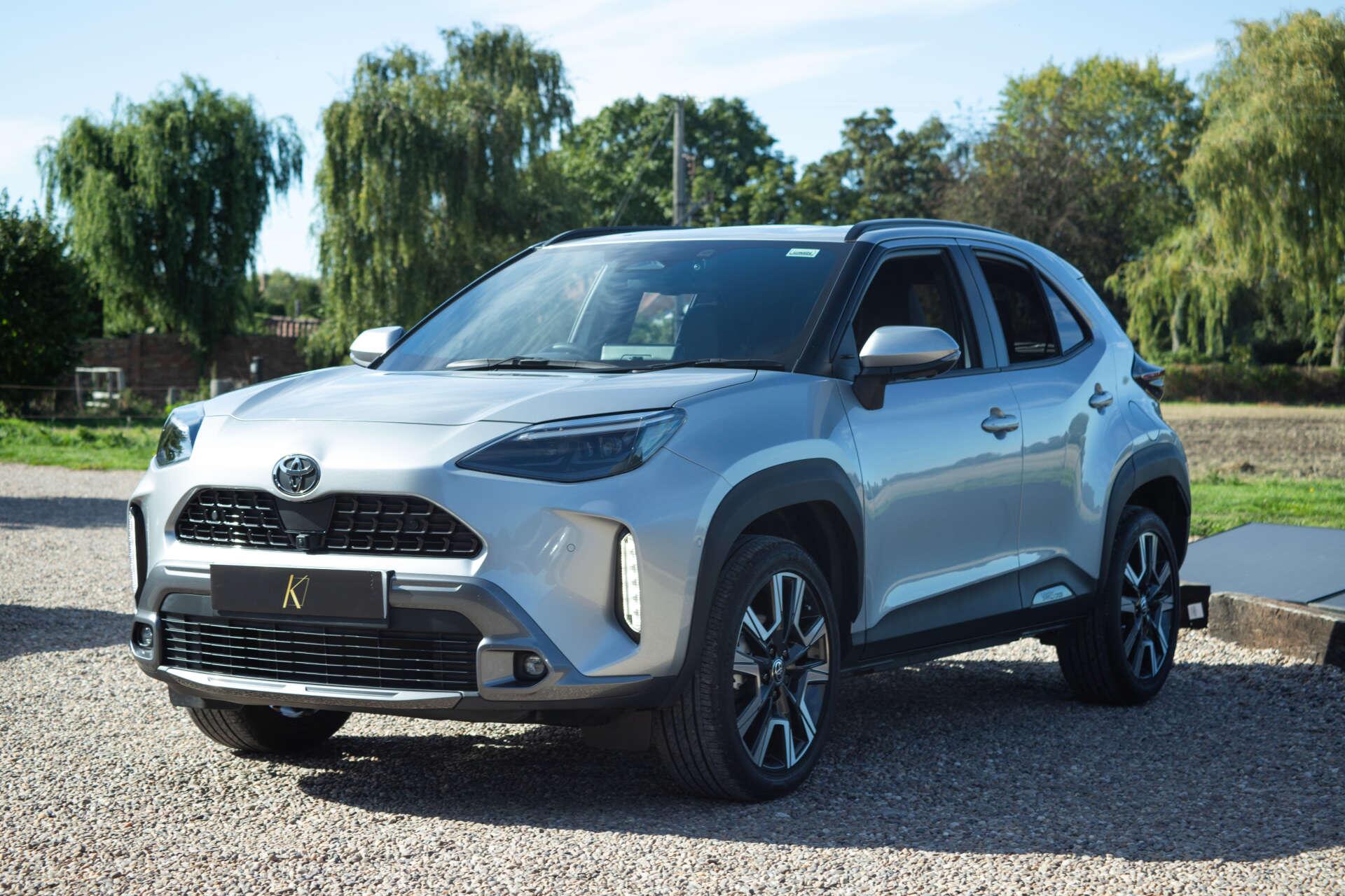 Toyota Yaris Cross view 3