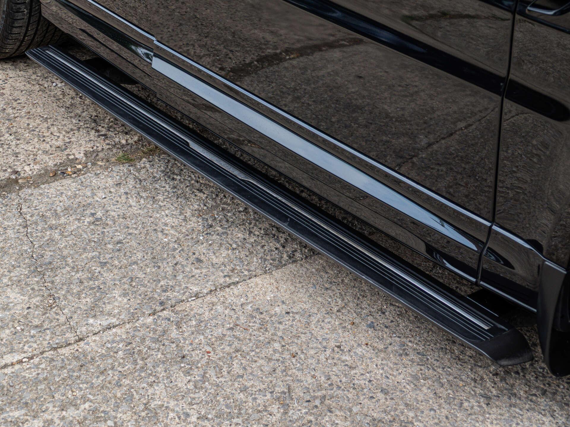 Land Rover Range Rover Sport view 19