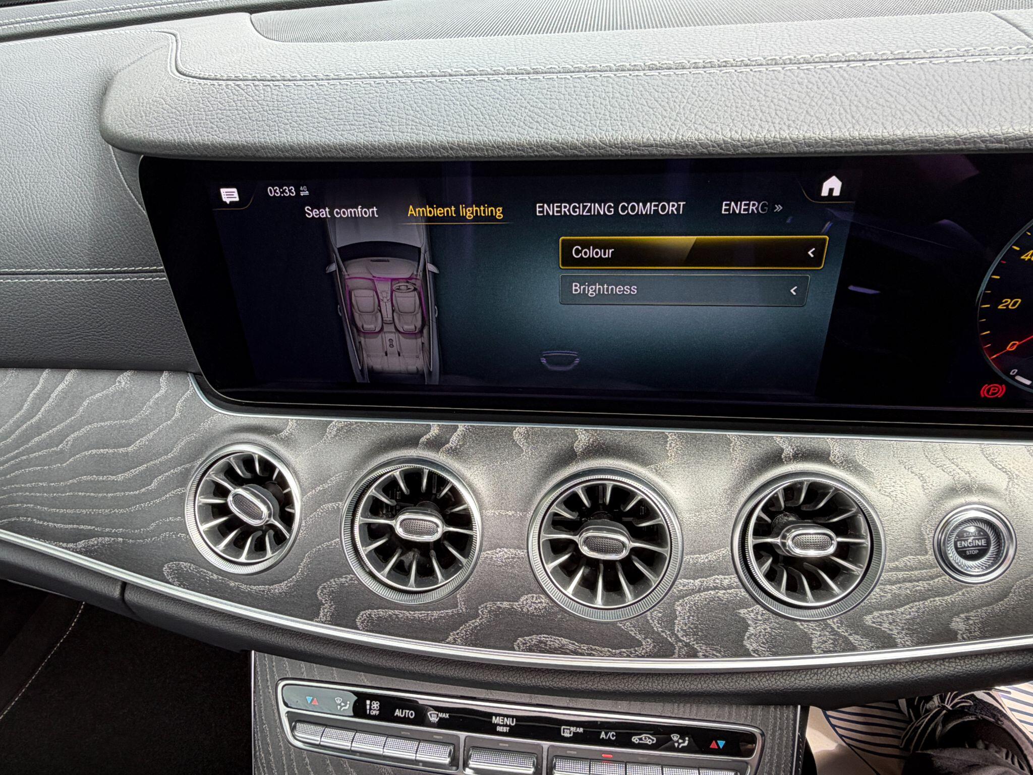 Mercedes-Benz E-Class view 26