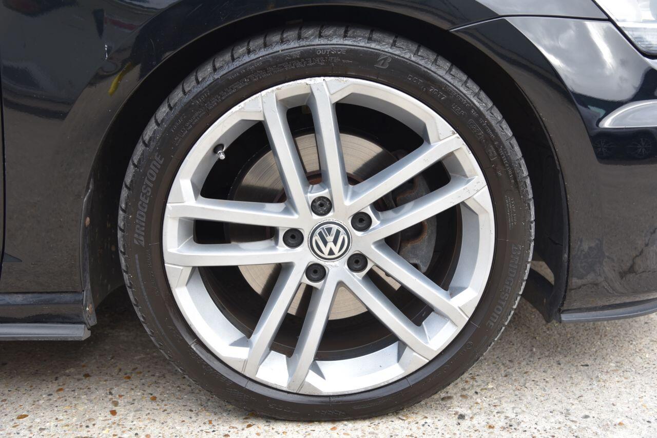 Volkswagen Golf view 50