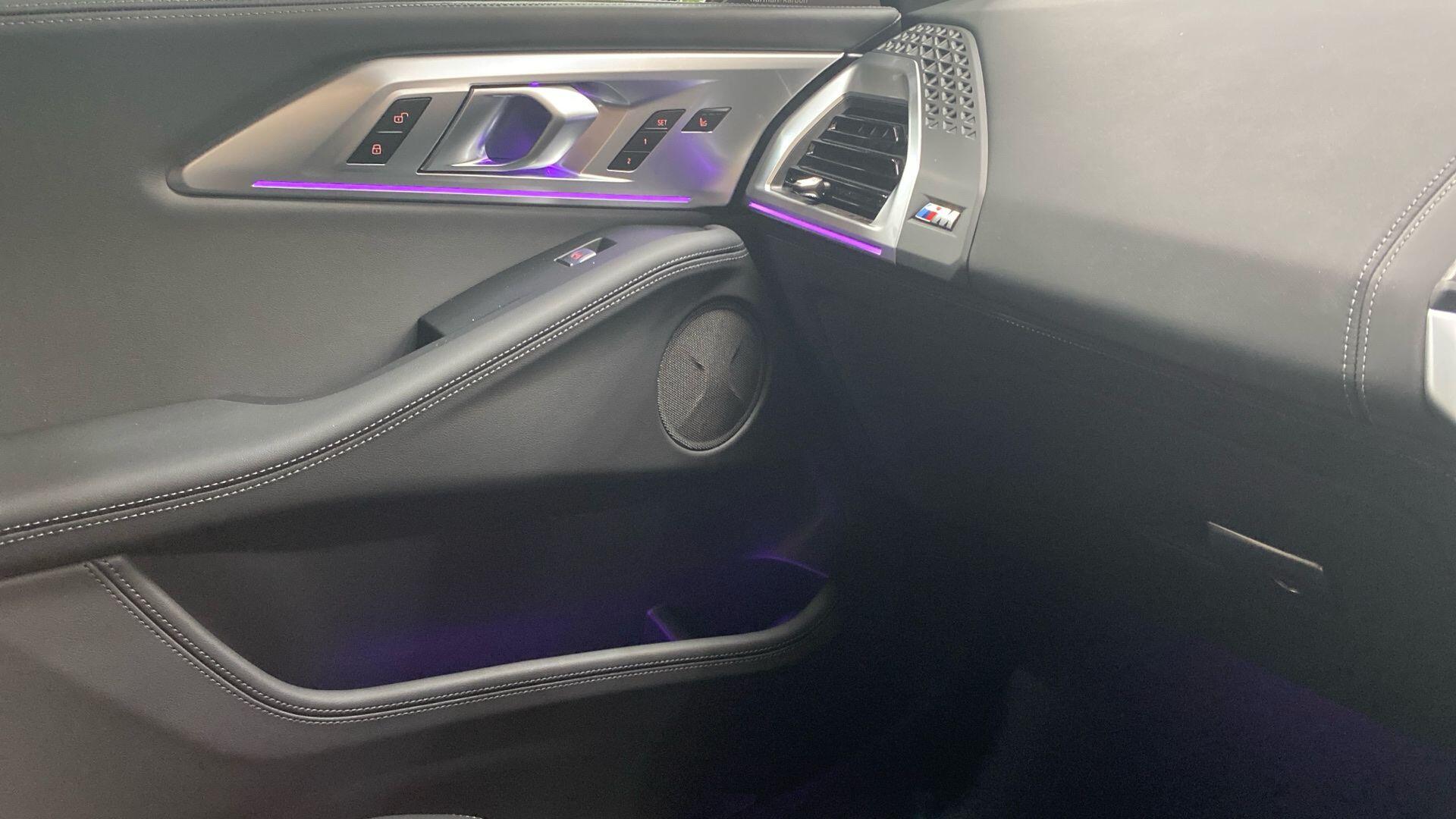 BMW XM view 26