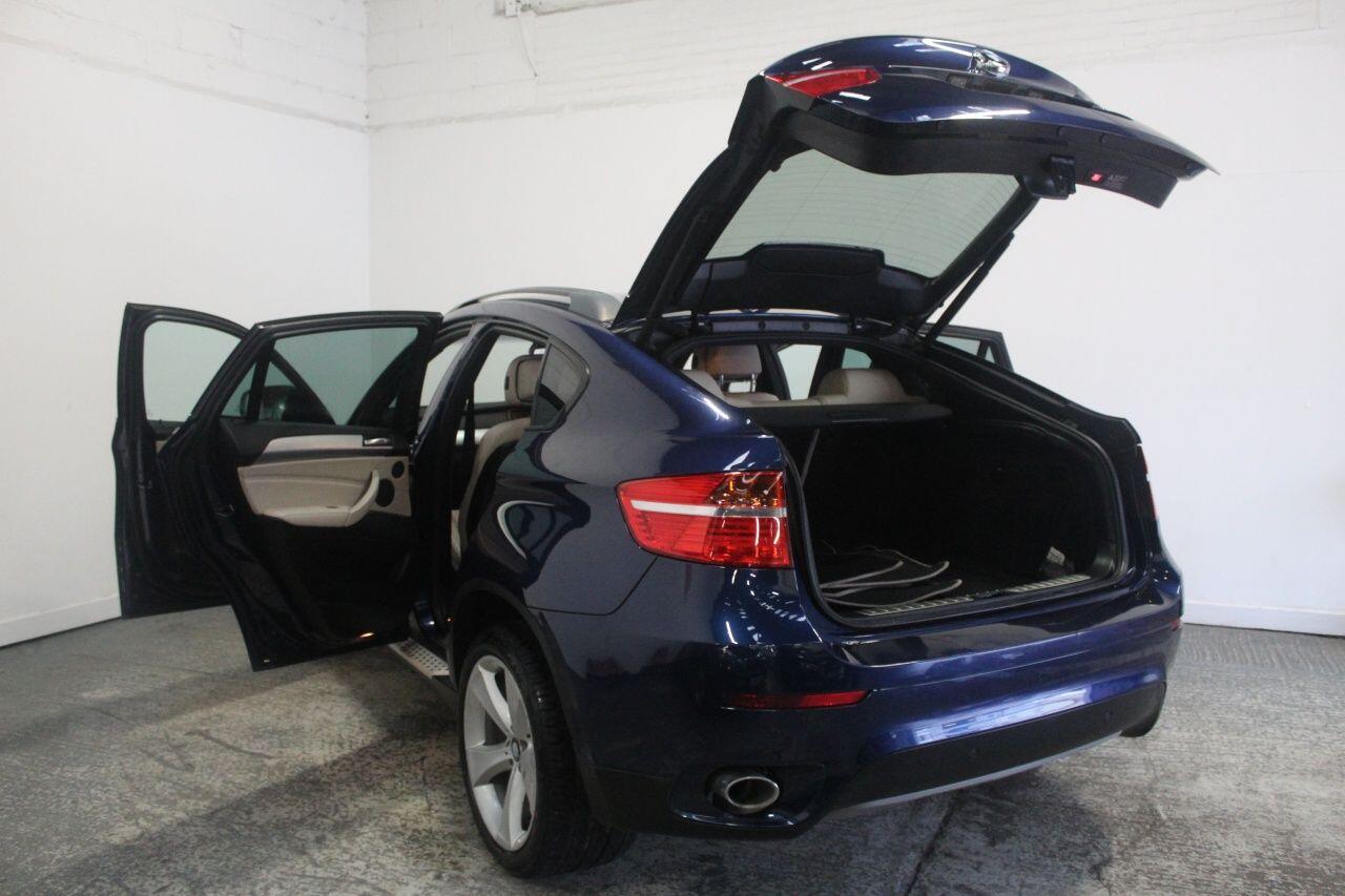 BMW X6 view 20