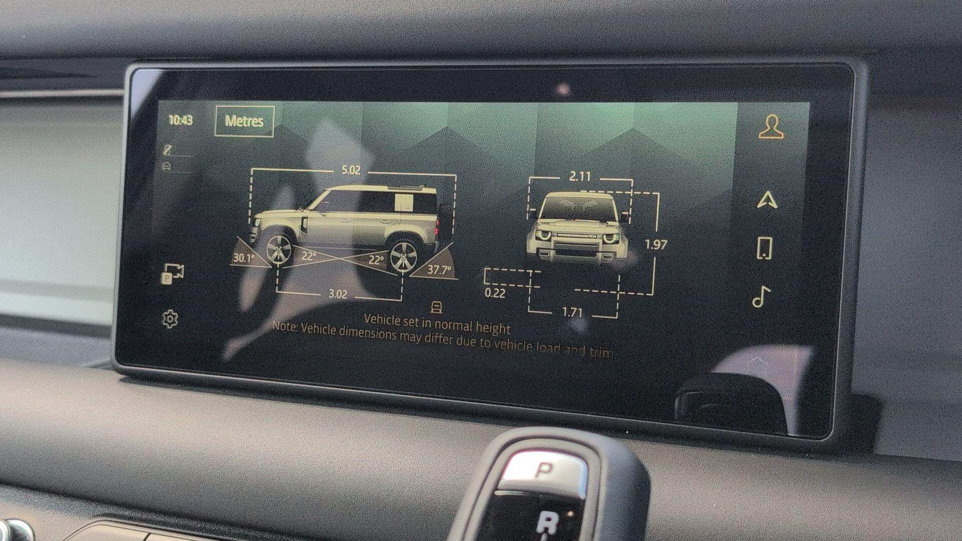 Land Rover Defender view 44
