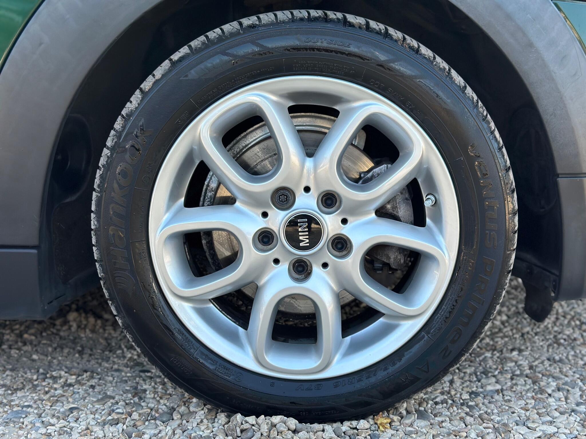 MINI Hatch view 63