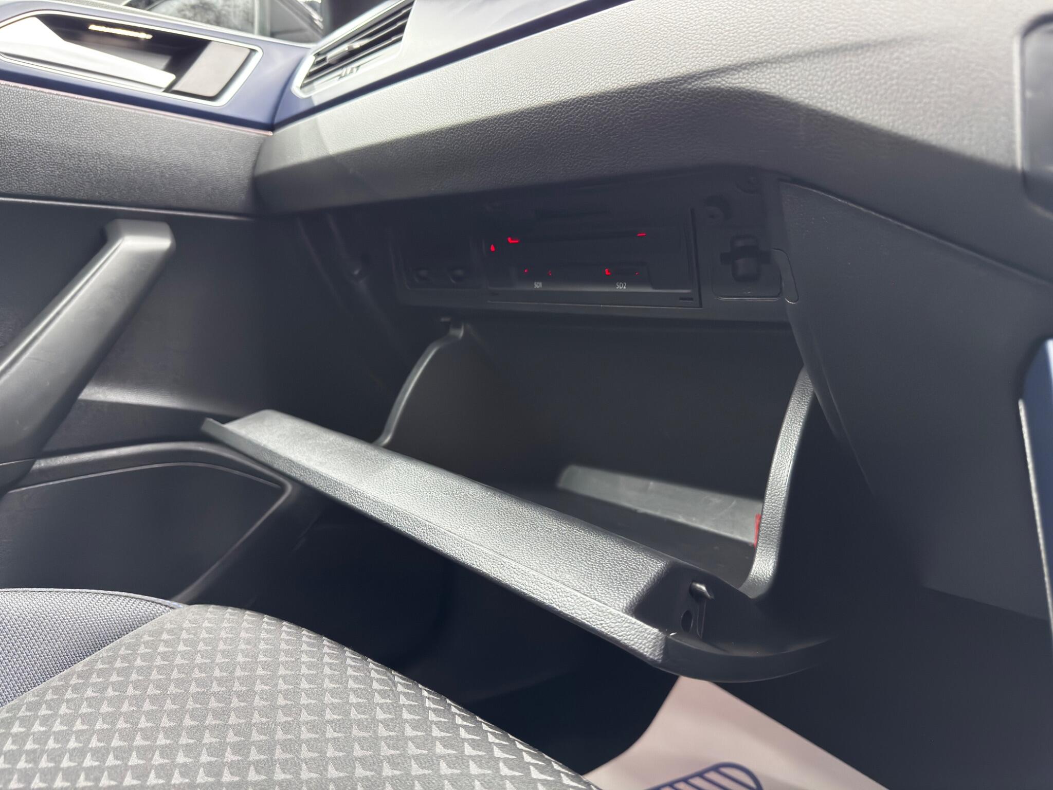 Volkswagen Polo view 36