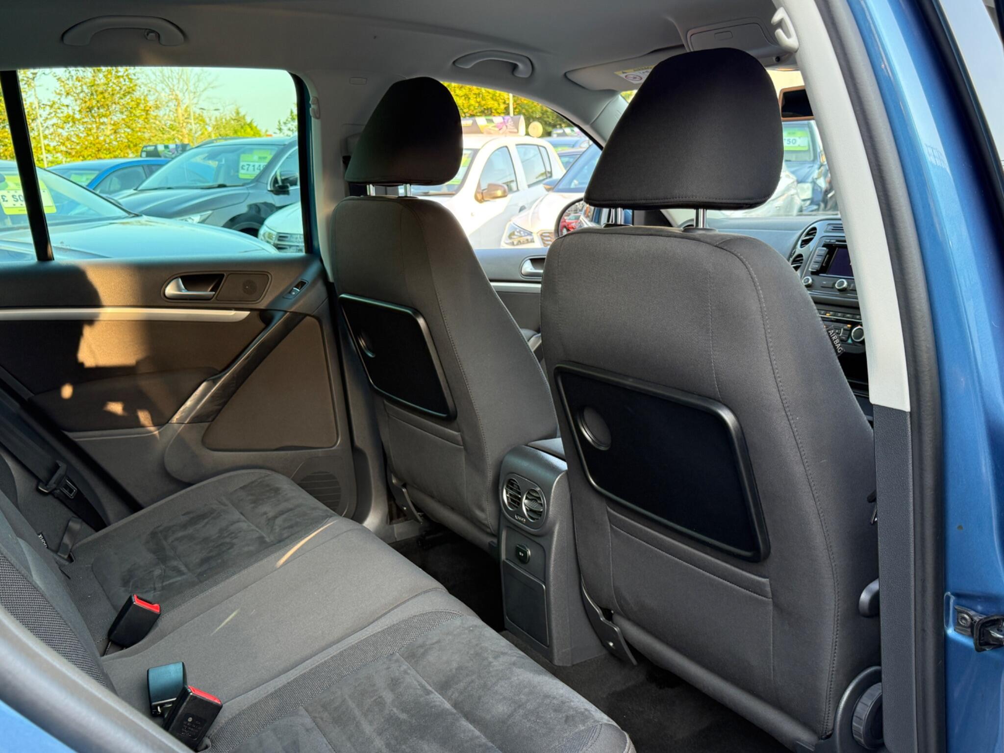 Volkswagen Tiguan - Image 44
