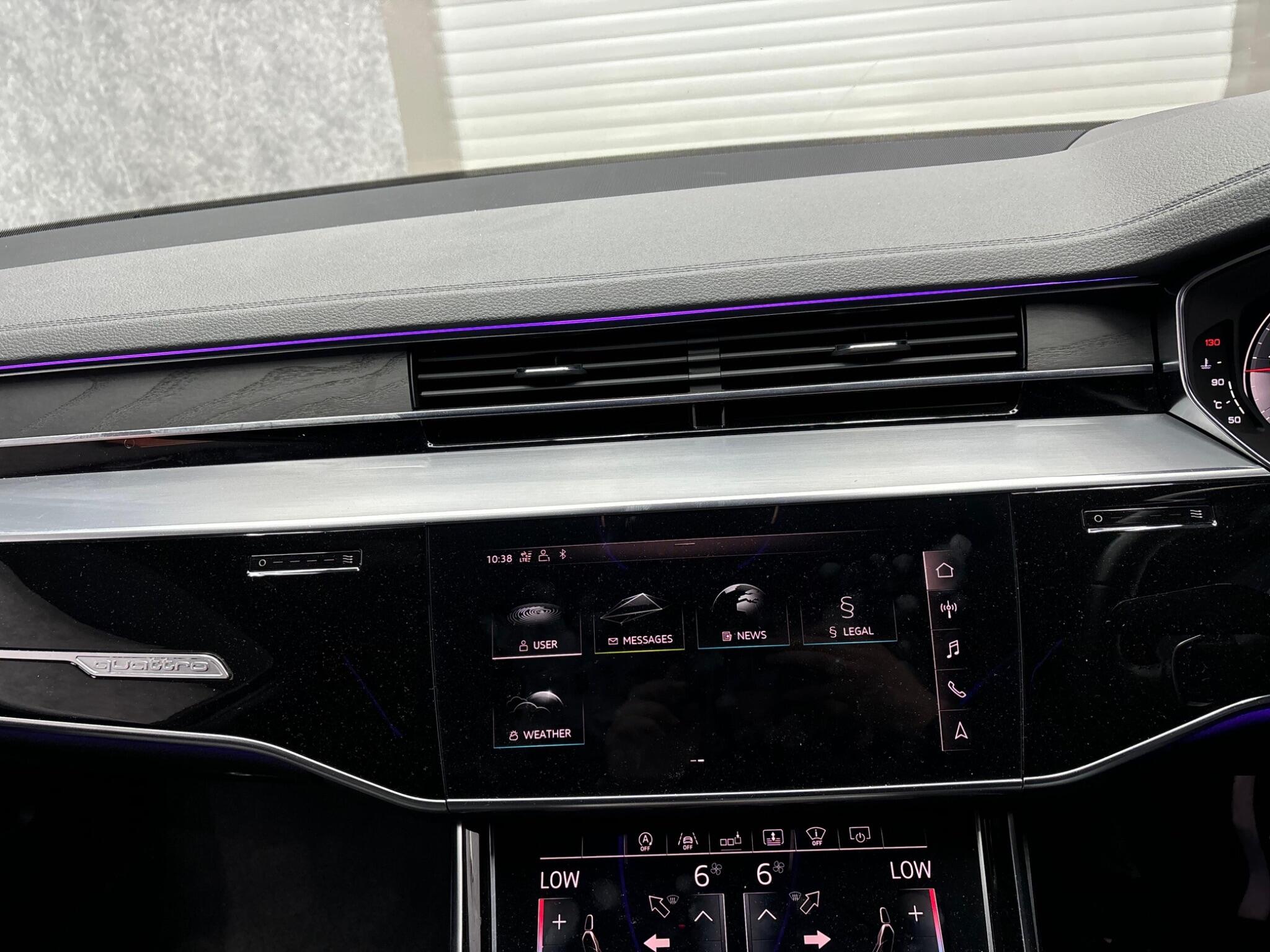 Audi A8 view 21