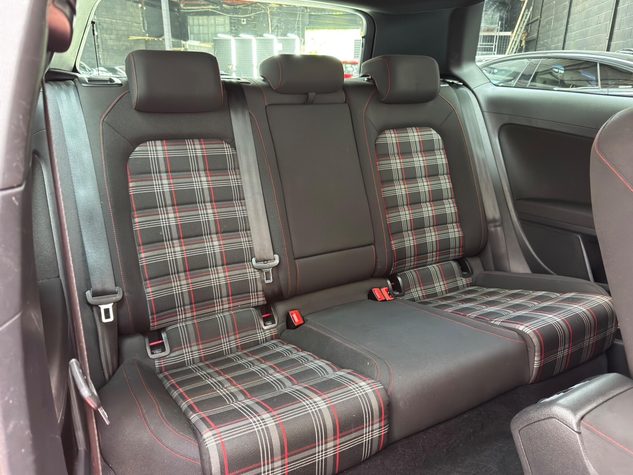 Volkswagen Golf view 37