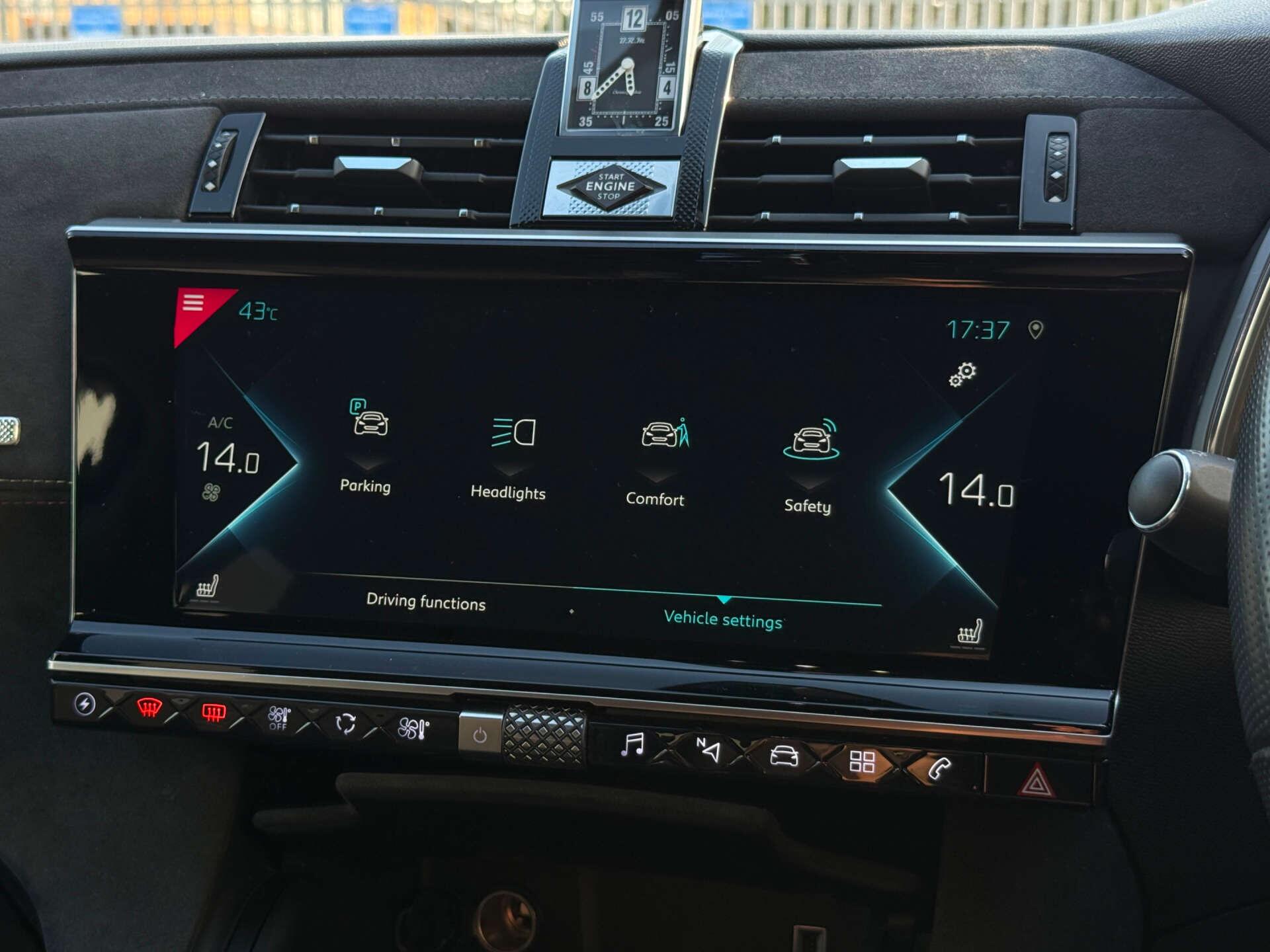 DS Automobiles DS 7 Crossback view 71
