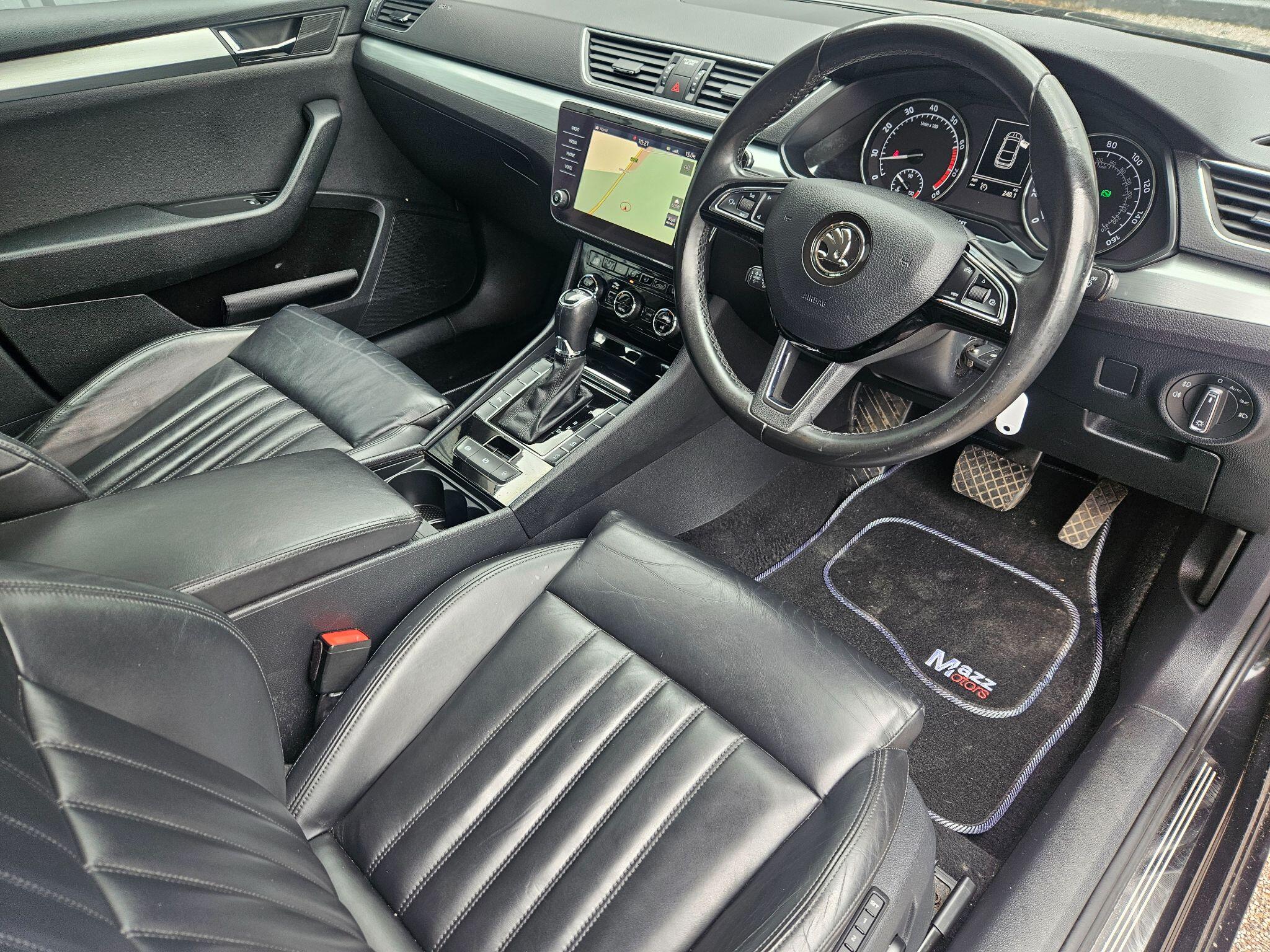 2019 Skoda Superb image 21