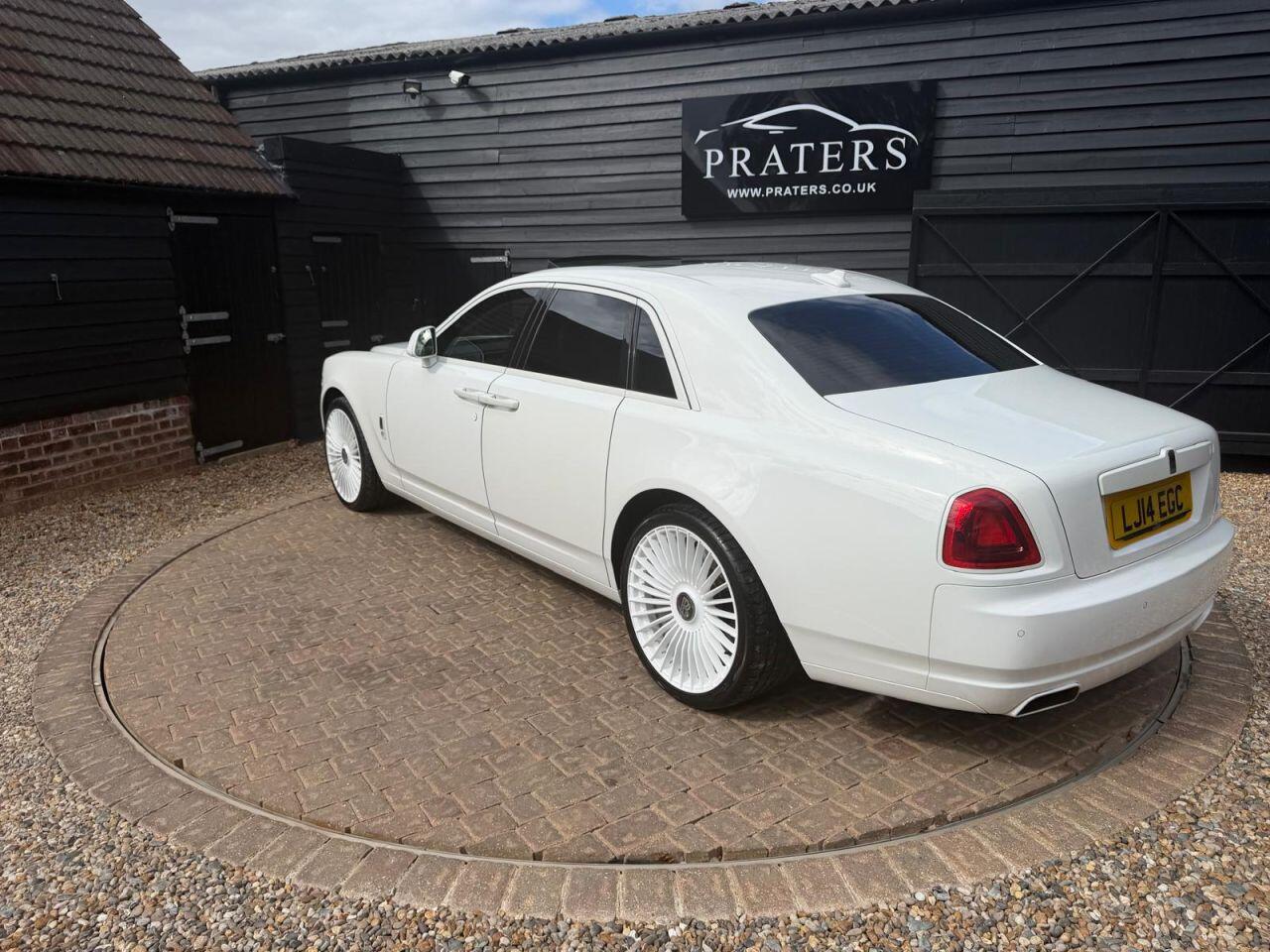 Rolls-Royce Ghost view 12