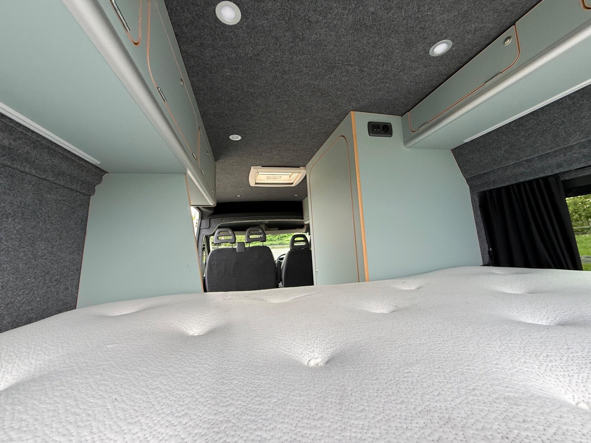 Citroen Relay 2.2 HDi 35 Enterprise L3 H2 4dr — photo 49 of 134