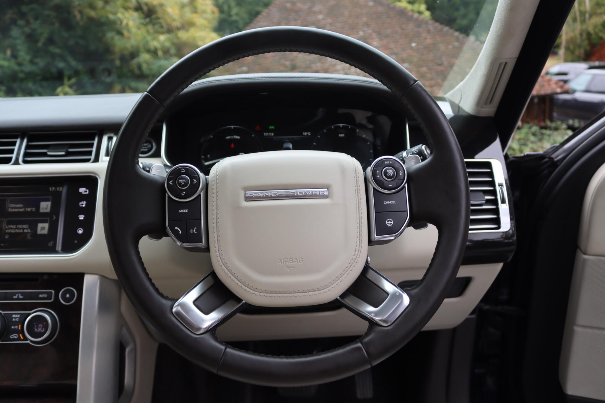 Land Rover Range Rover view 79