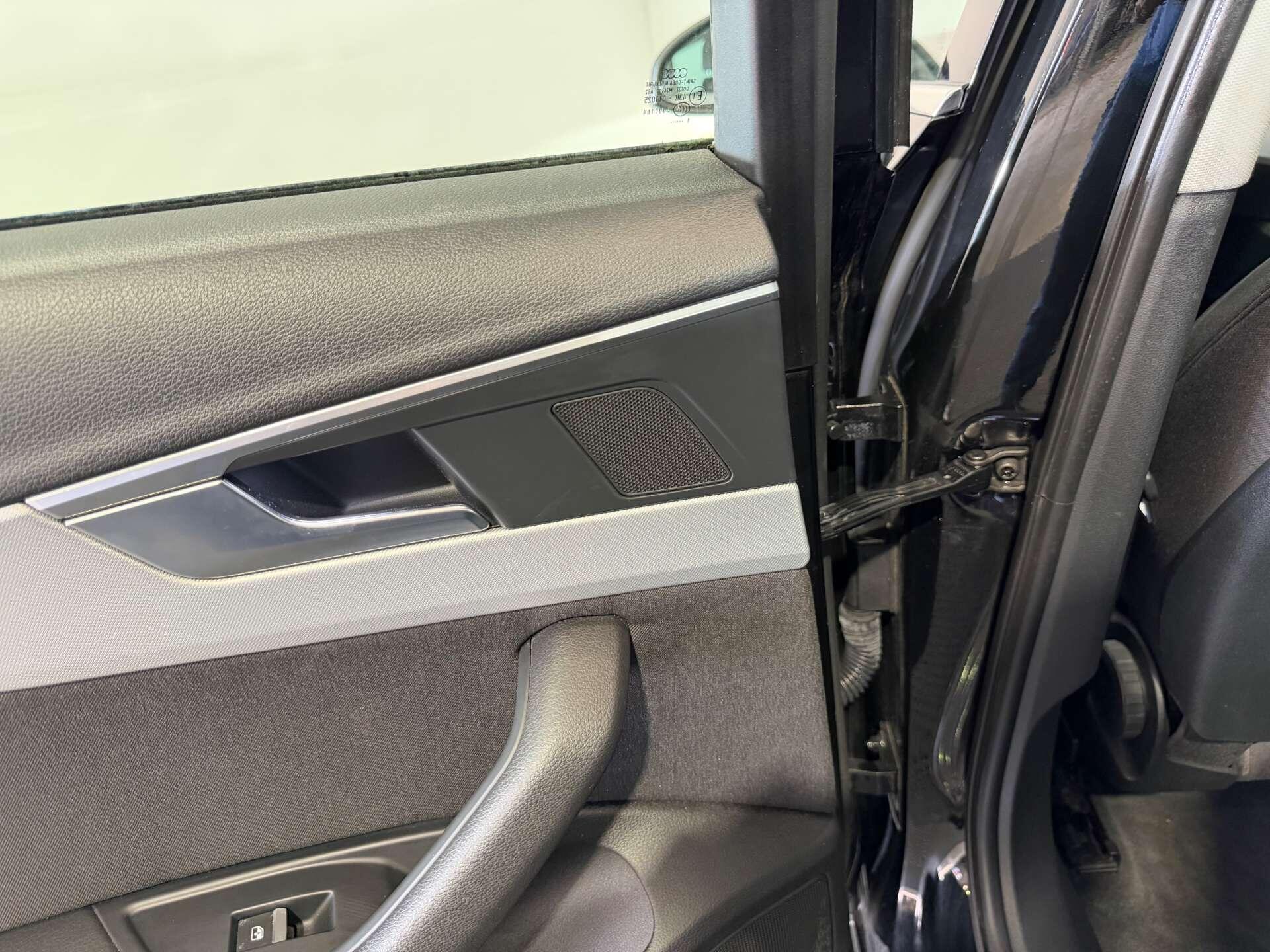 Audi A4 view 62
