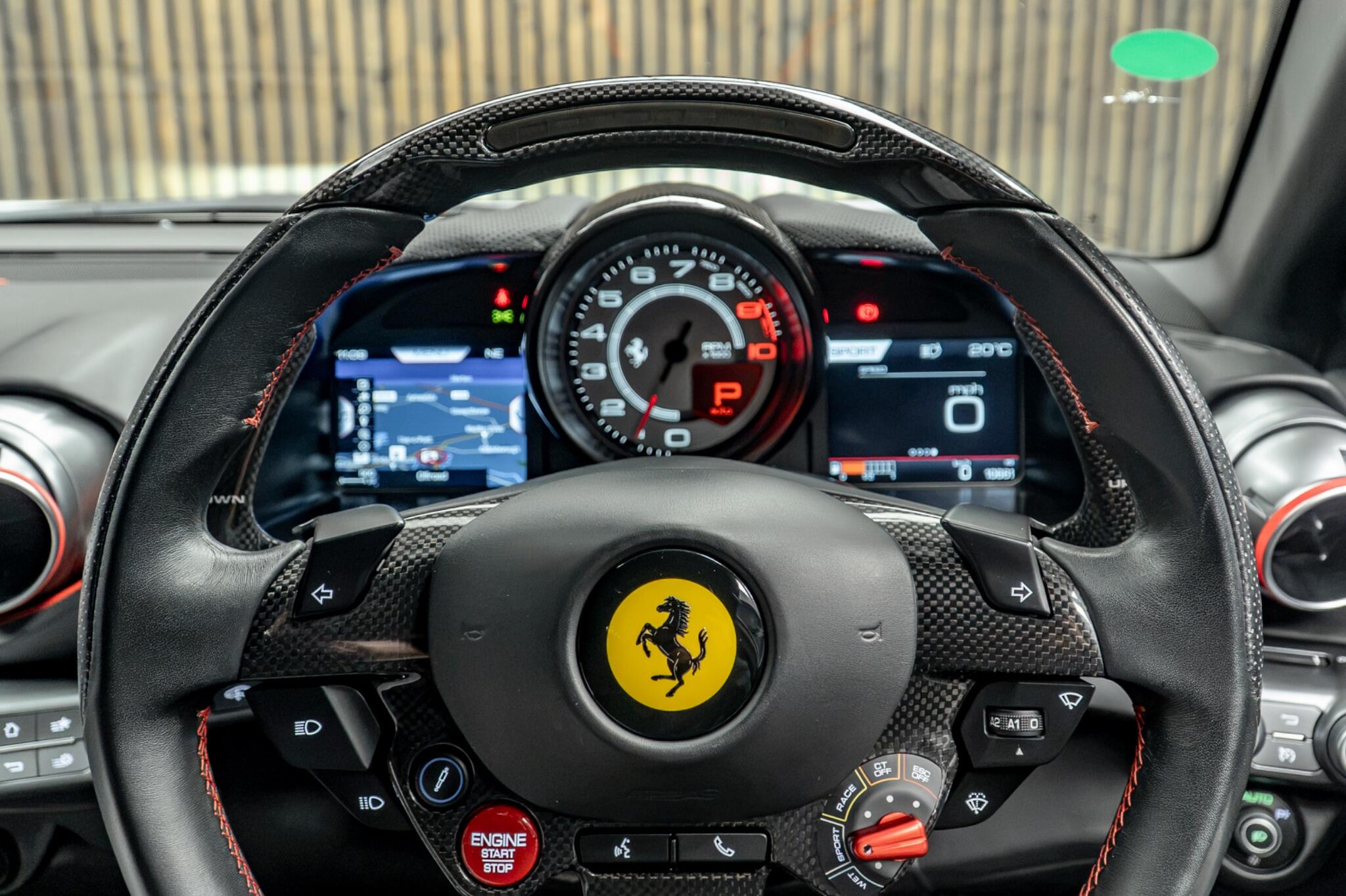 Ferrari 812 view 32