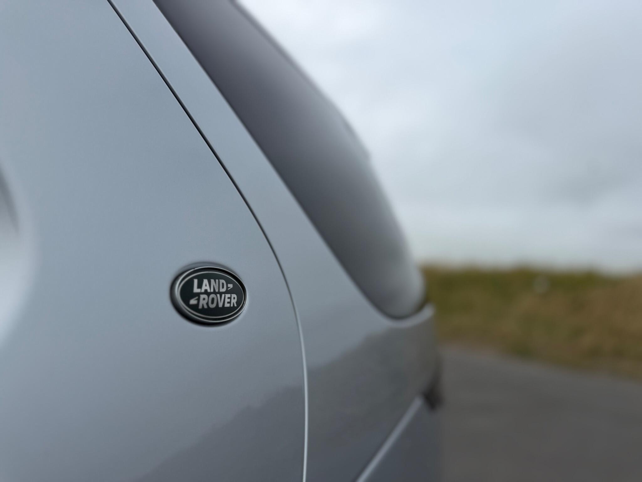 Land Rover Discovery 3 view 57