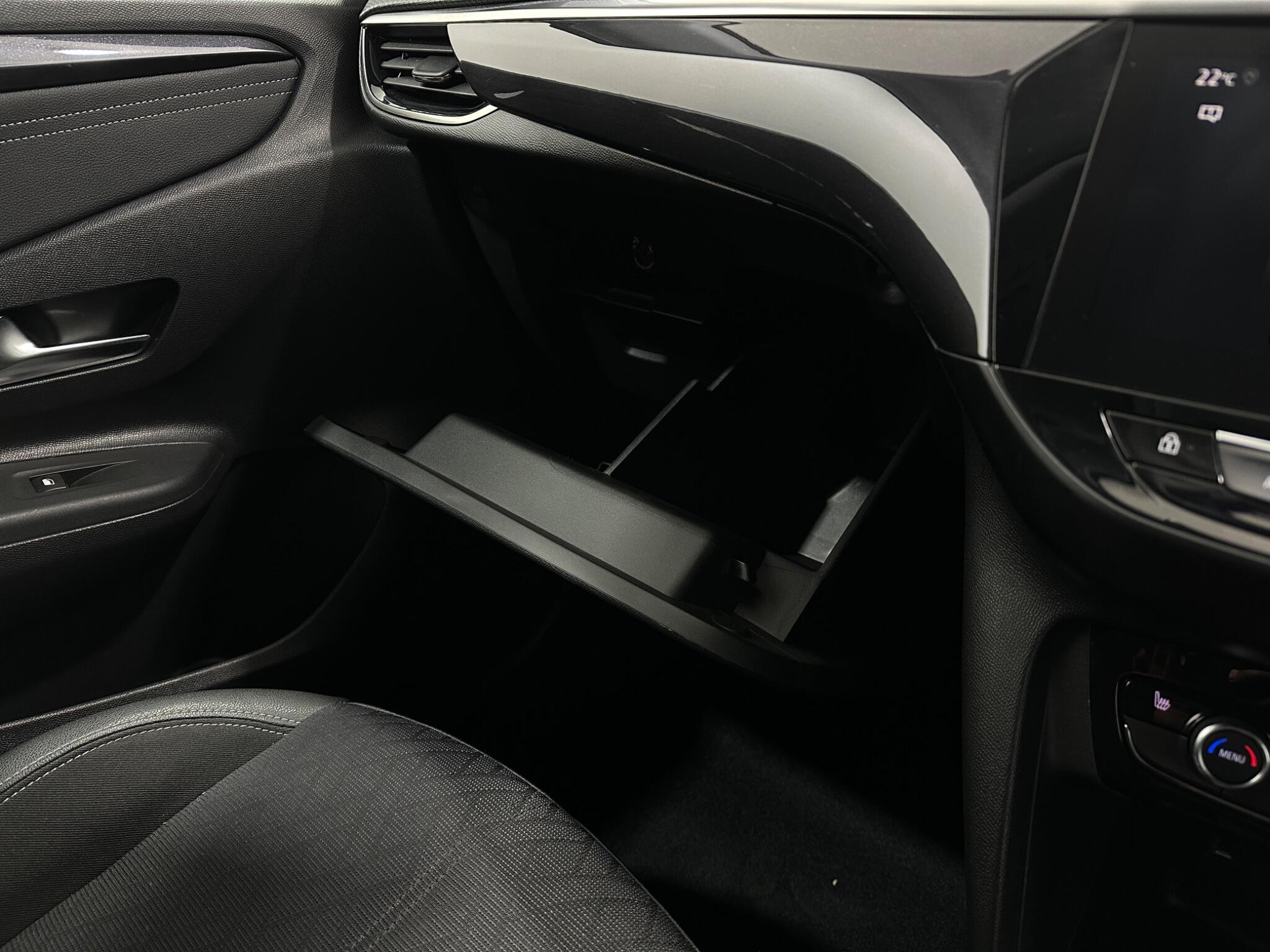 Vauxhall Corsa view 28
