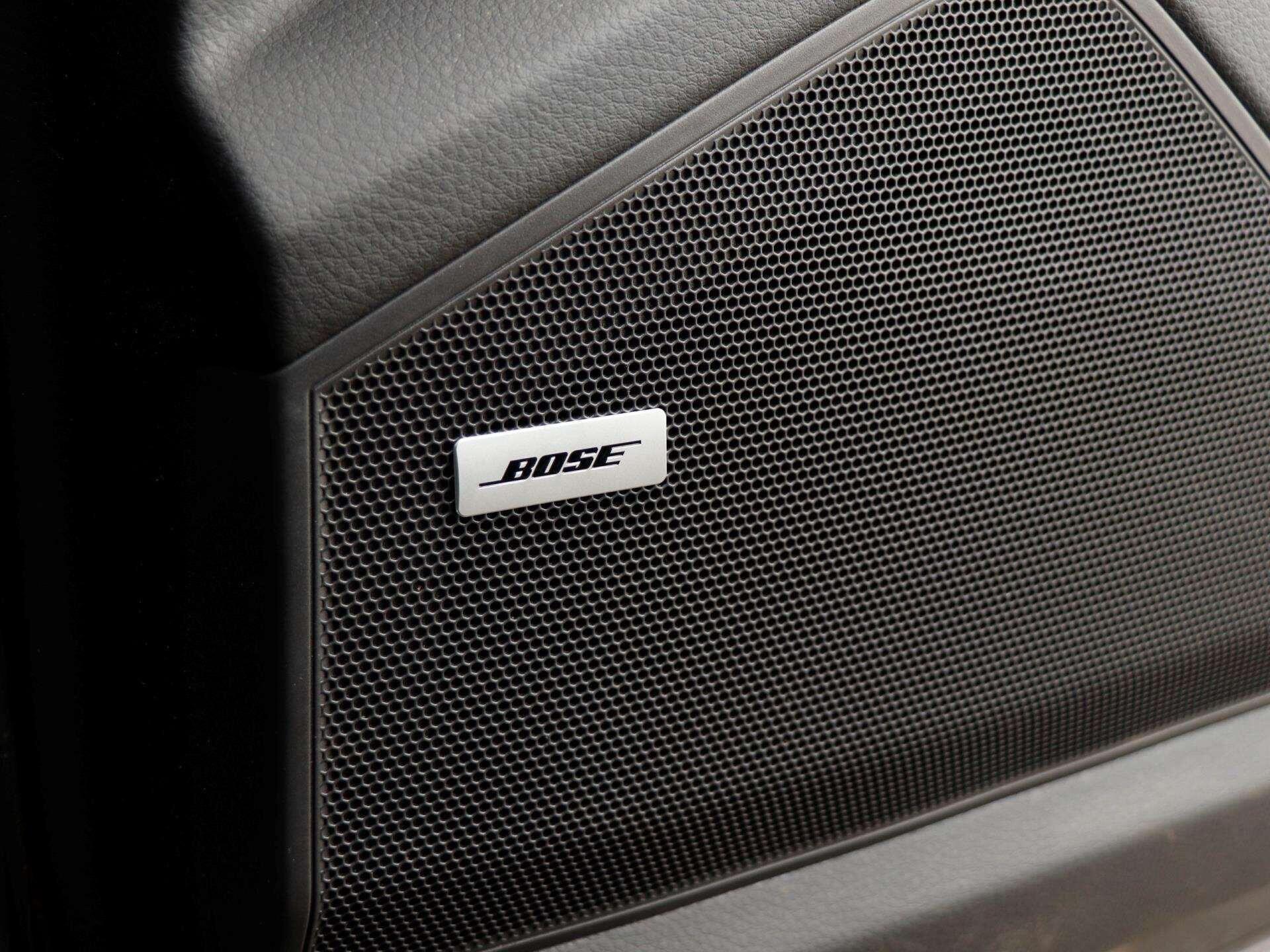 Porsche Cayenne view 23