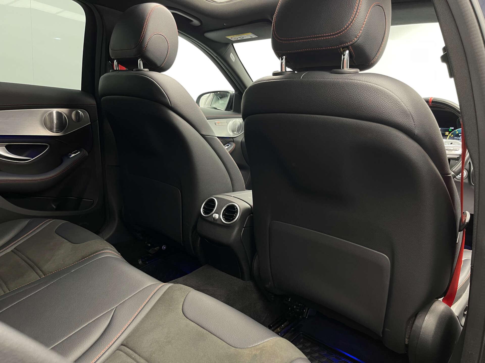 Mercedes-Benz C Class view 25