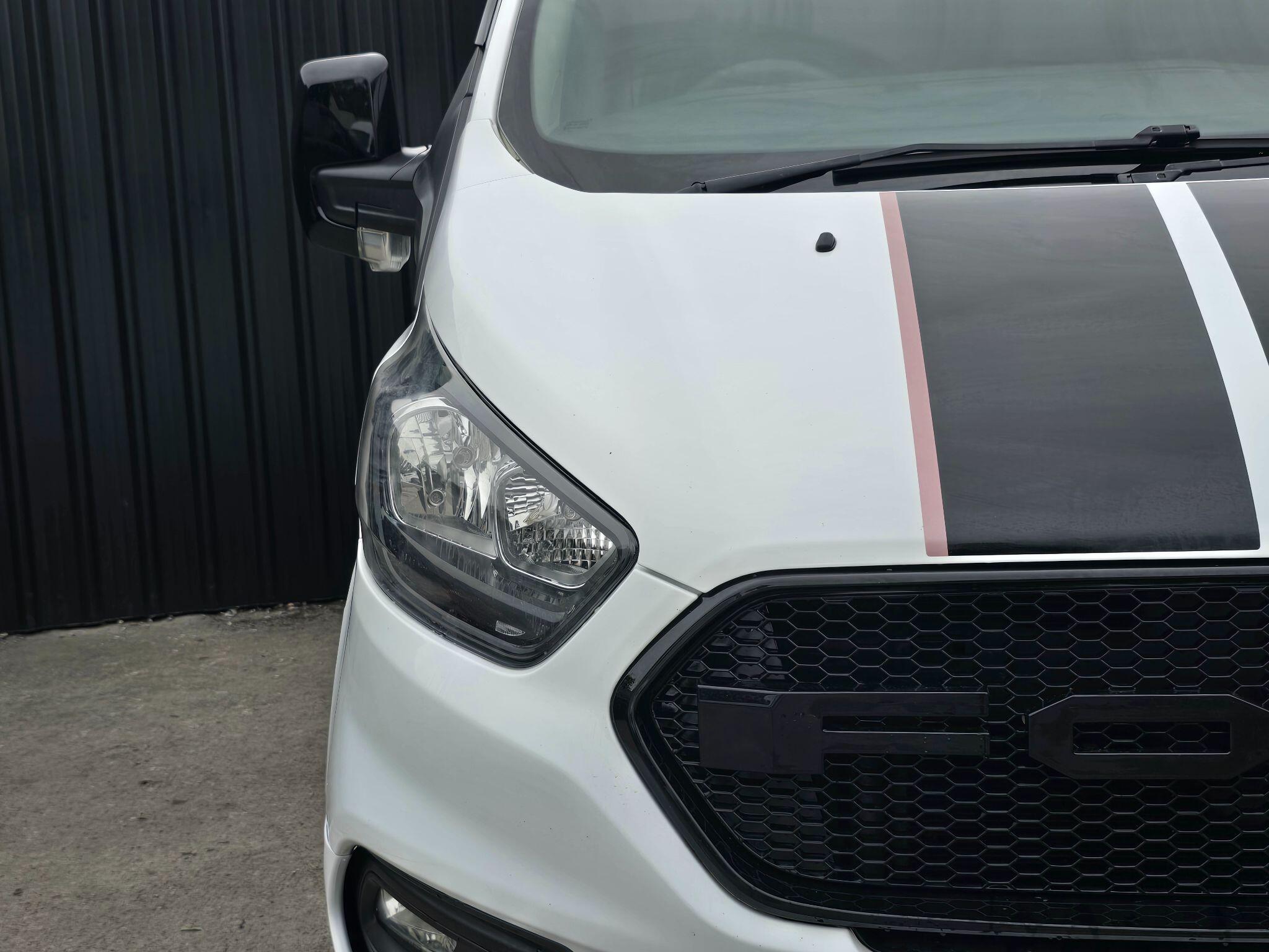 Ford Transit Custom view 39