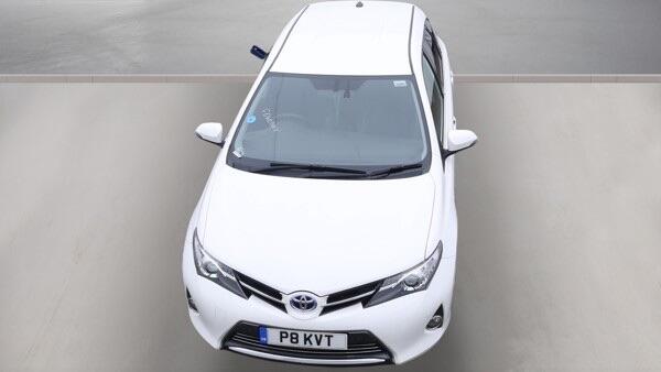 Toyota Auris view 10